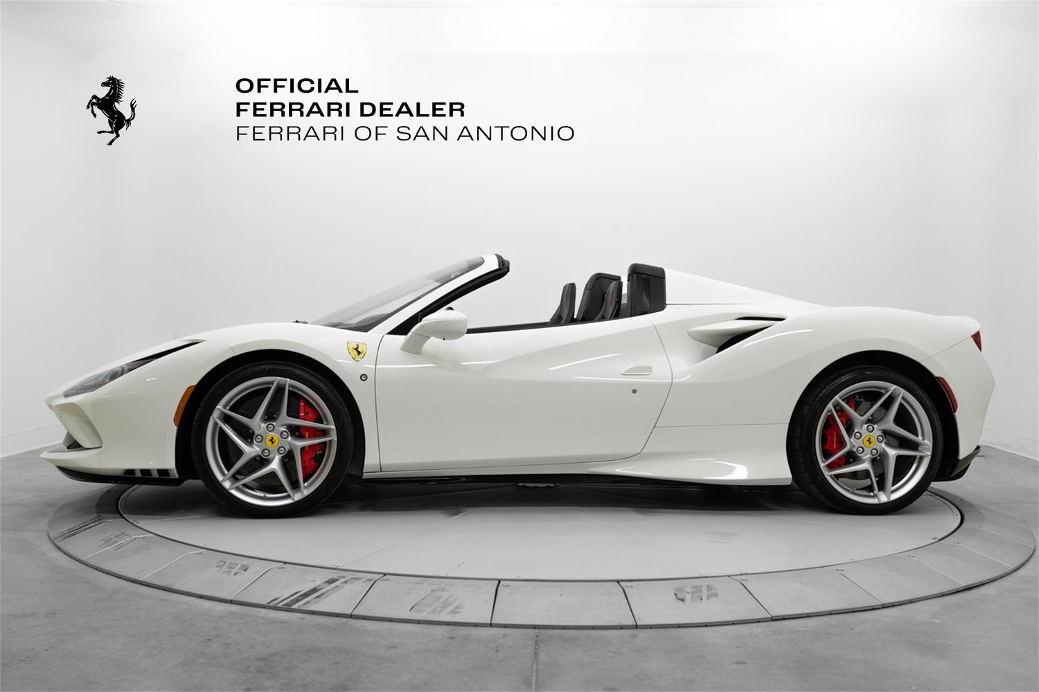 Automobile Decapotable Avec Spider Arriere En 8 Lettres Occasion F8 Spider 2021 à vendre en San Antonio | Ferrari Approved