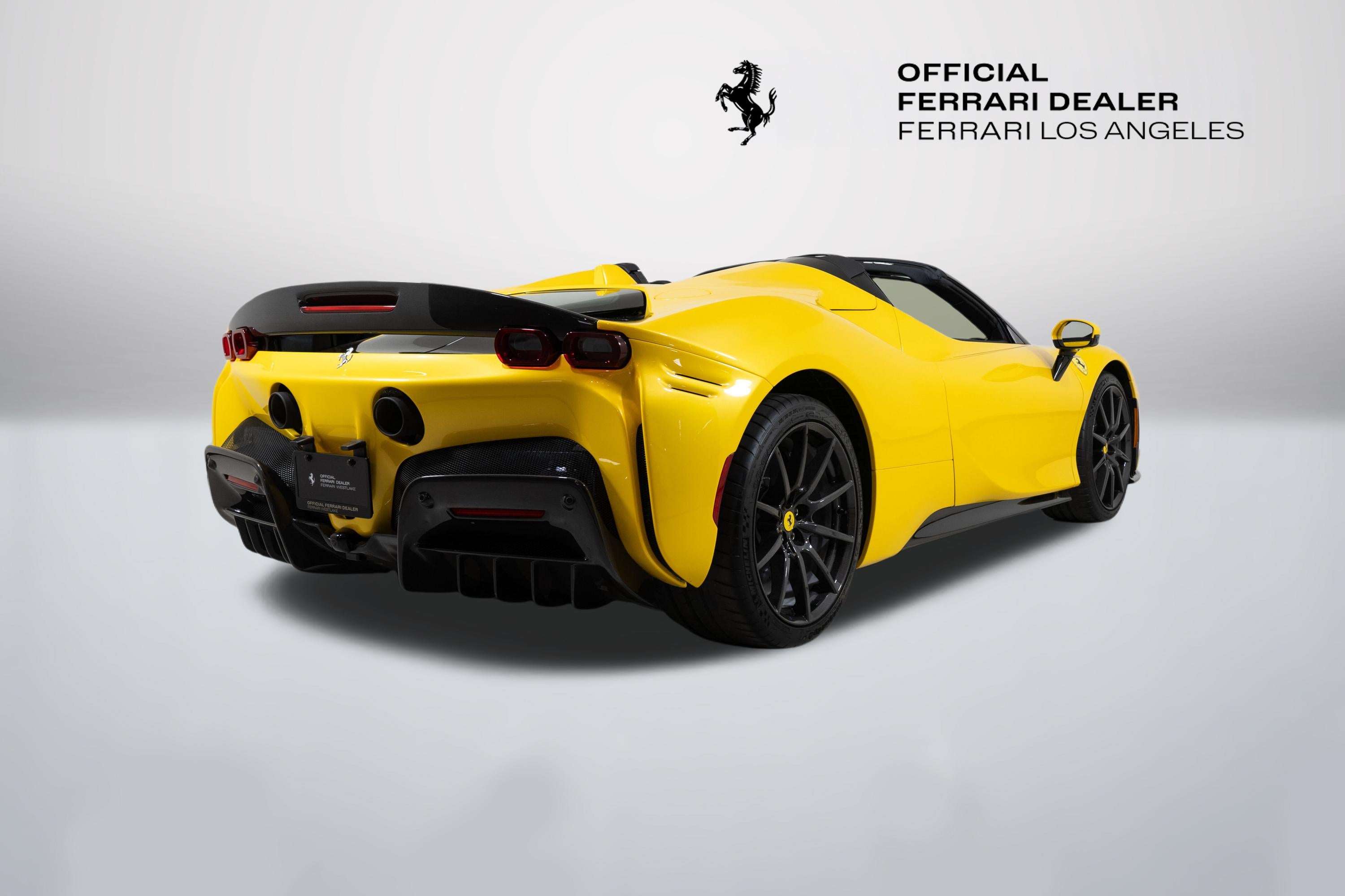 2023 Ferrari SF90 Base - Photo 10