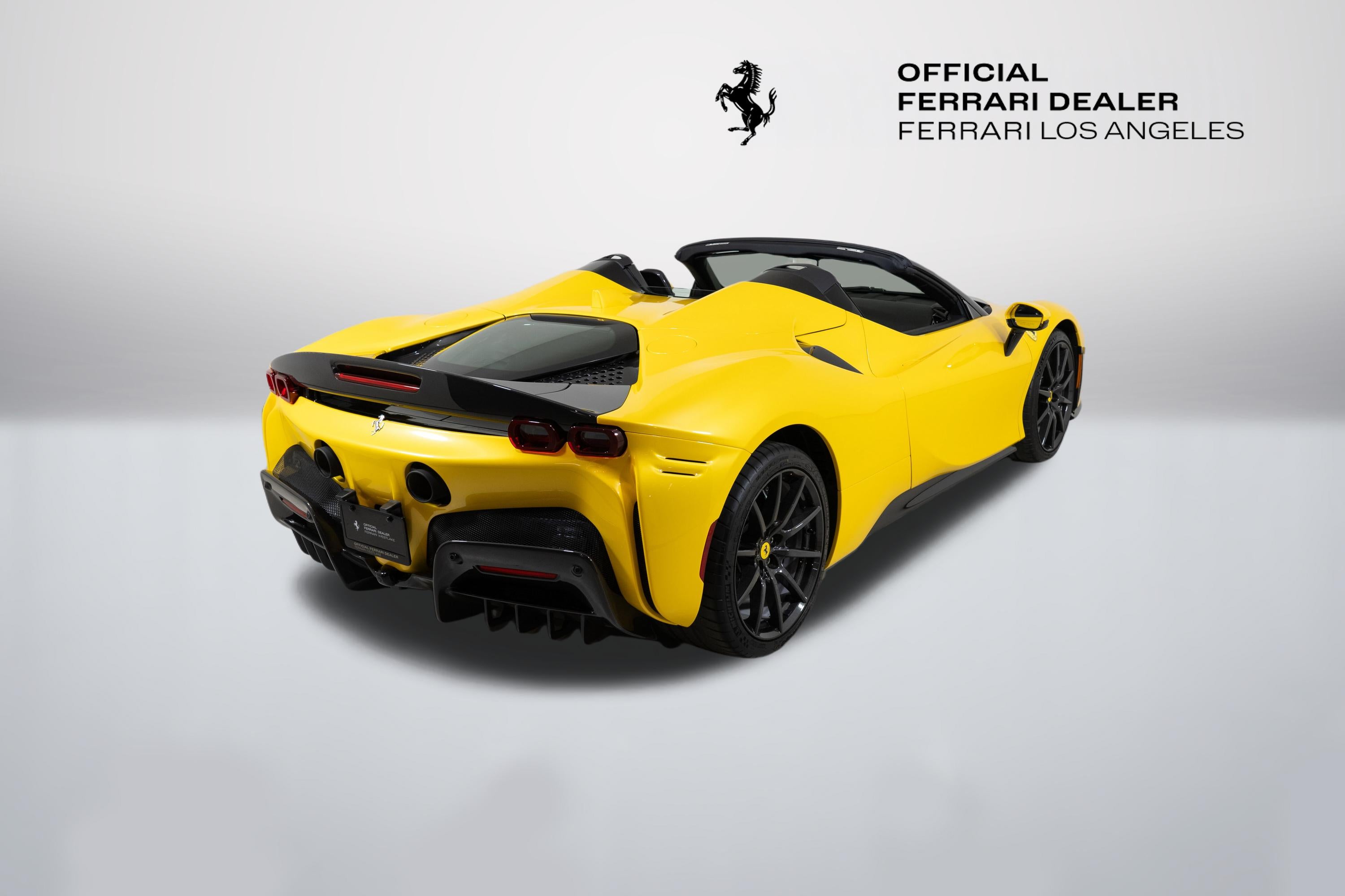 2023 Ferrari SF90 Base - Photo 11