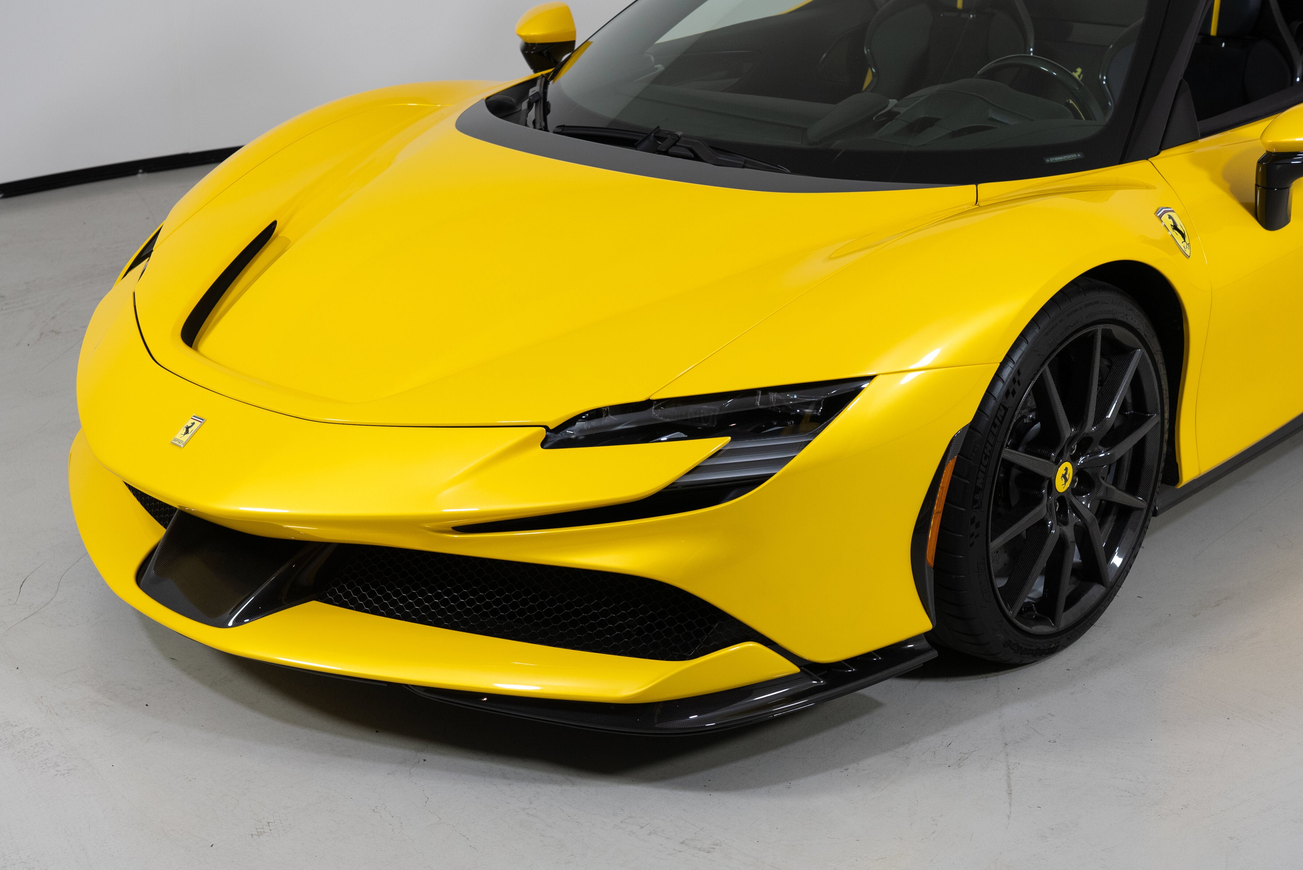 2023 Ferrari SF90 Base - Photo 20