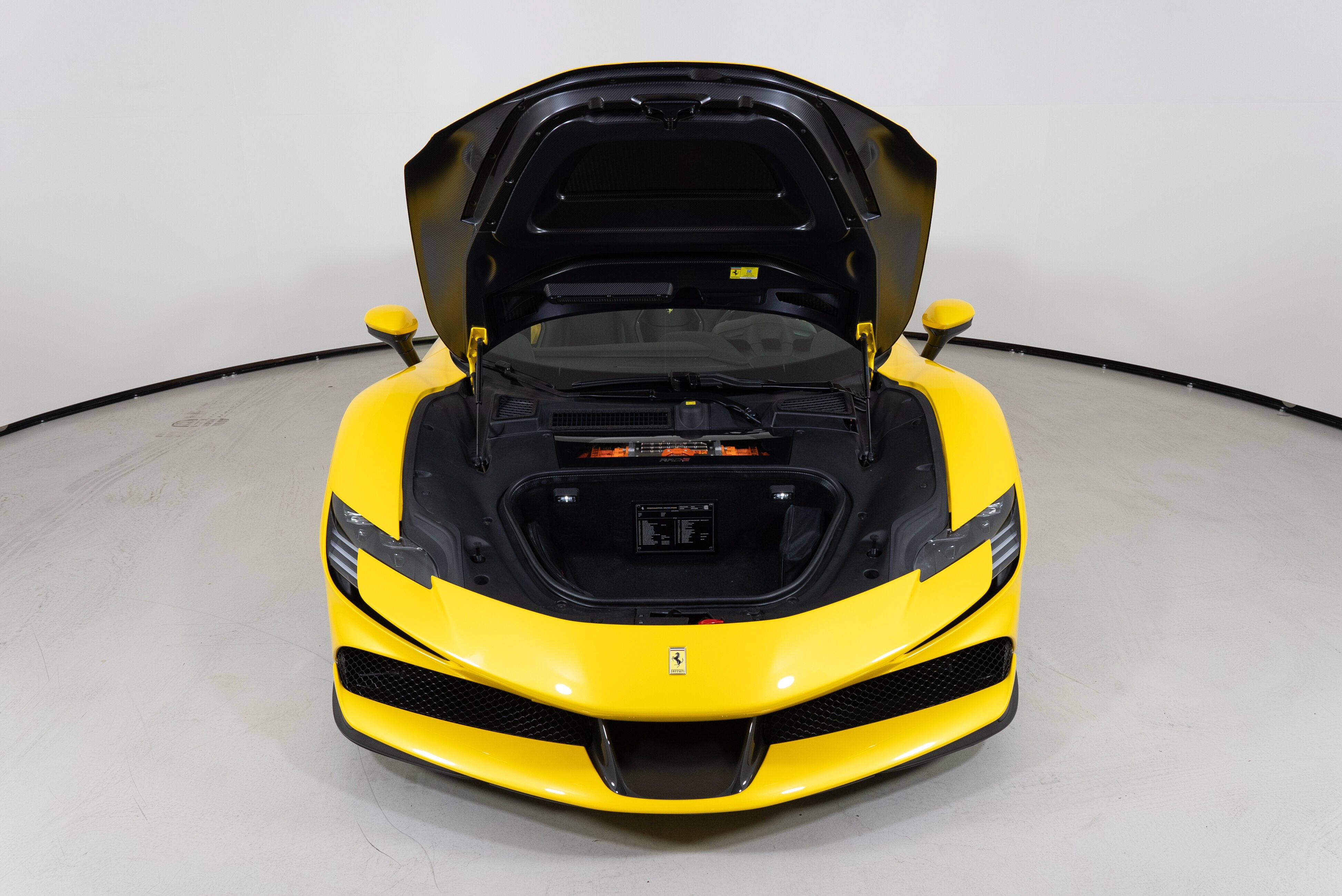 2023 Ferrari SF90 Base - Photo 28