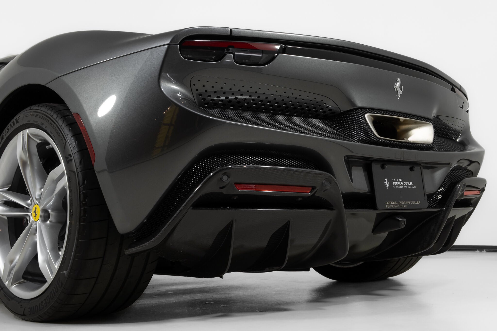 2024 Ferrari 296 Base - Photo 17