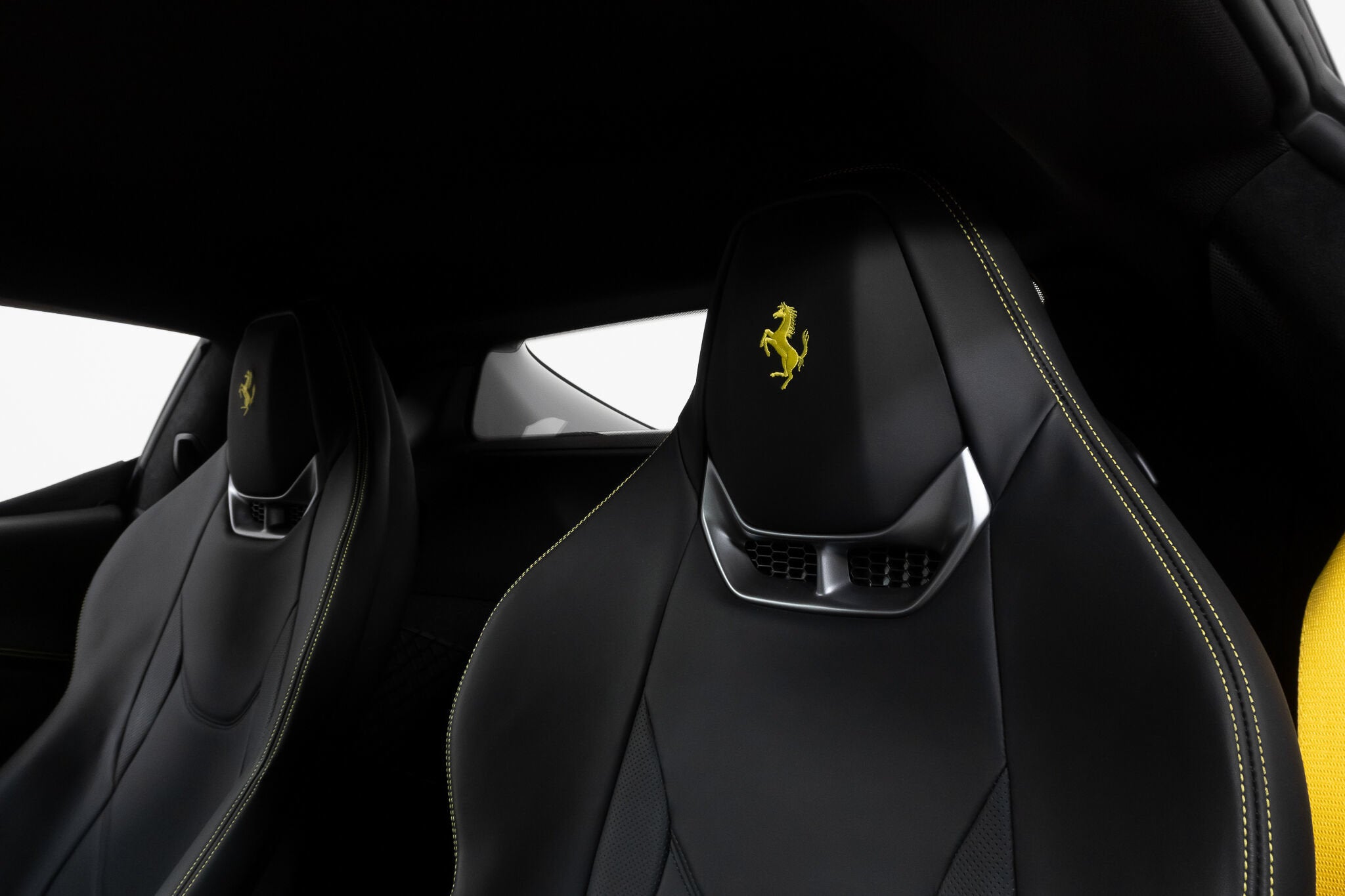 2024 Ferrari 296 Base - Photo 39