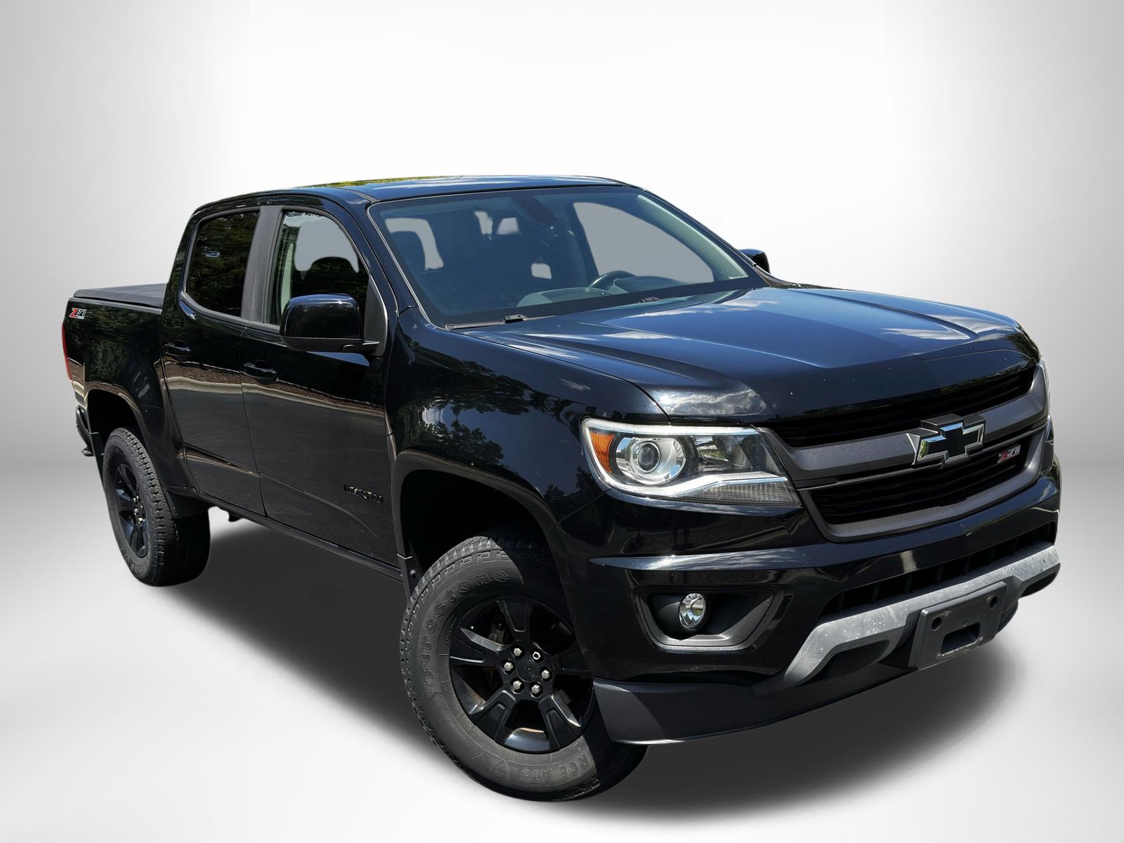 2016 Chevrolet Colorado Z71 photo 2
