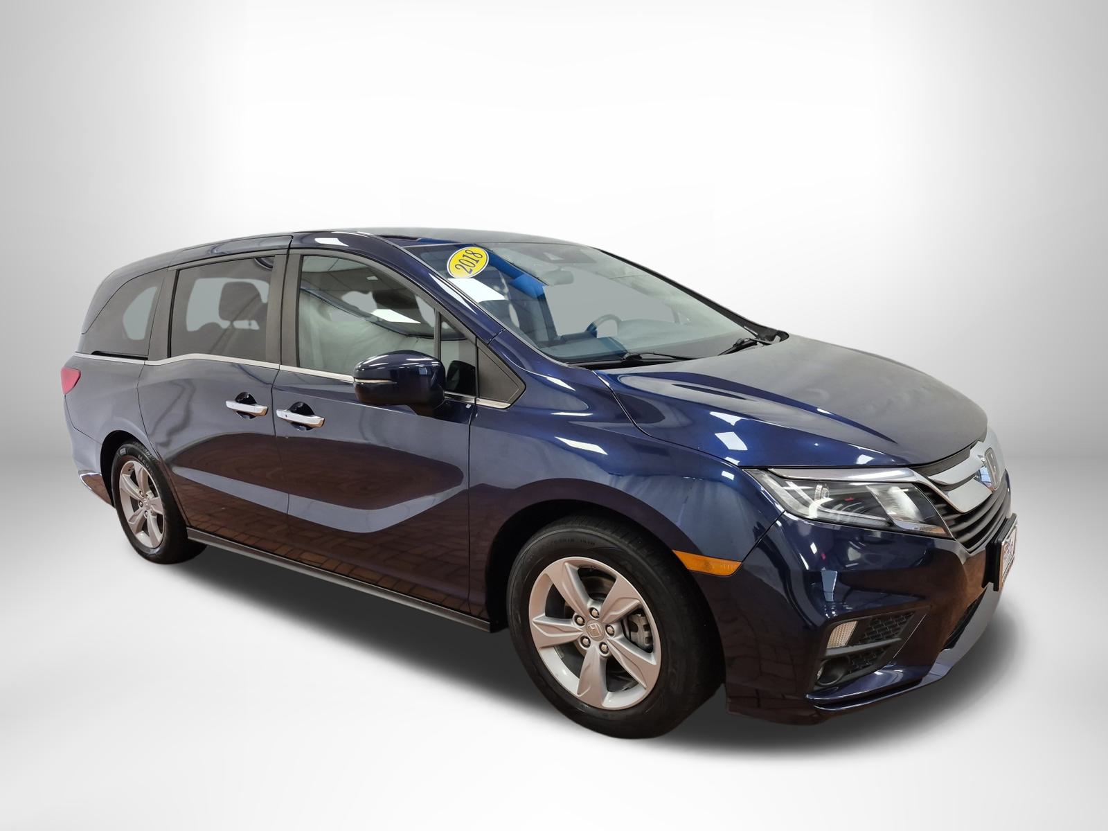2018 Honda Odyssey EX photo 2