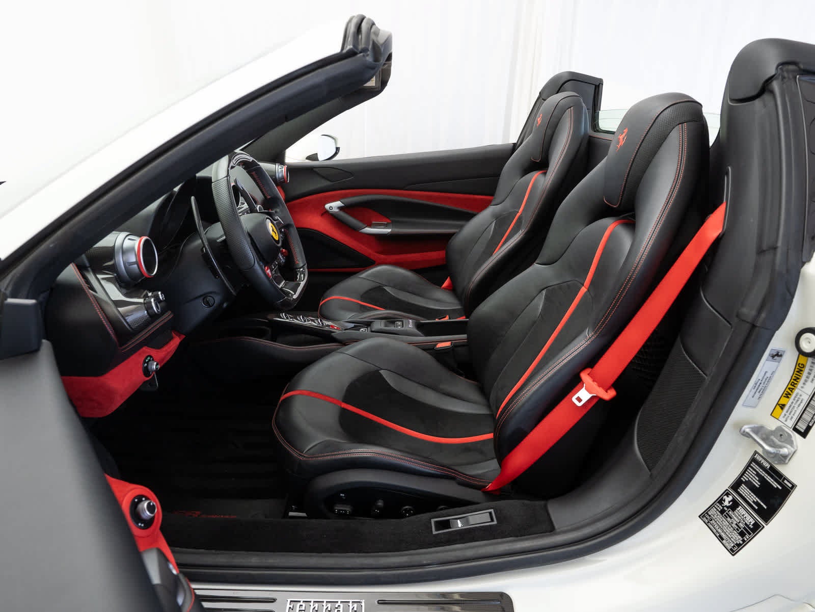 2022 Ferrari F8 Base - Photo 9