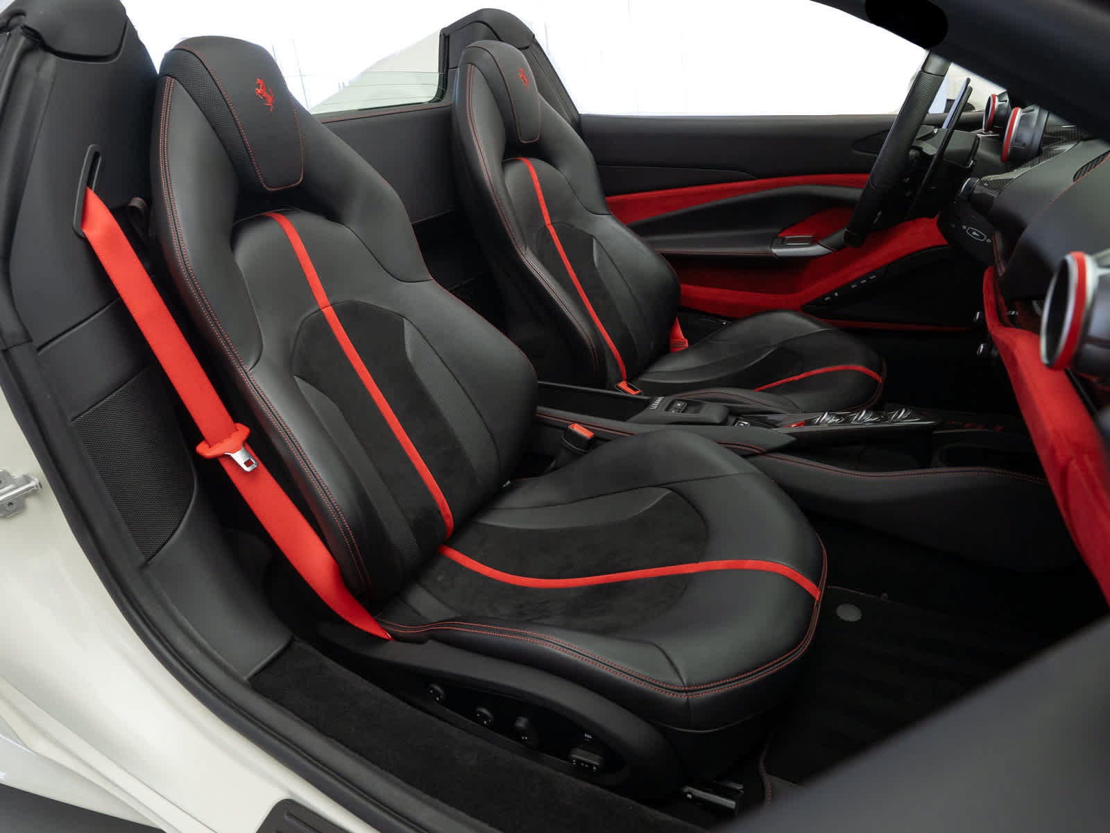 2022 Ferrari F8 Base - Photo 14