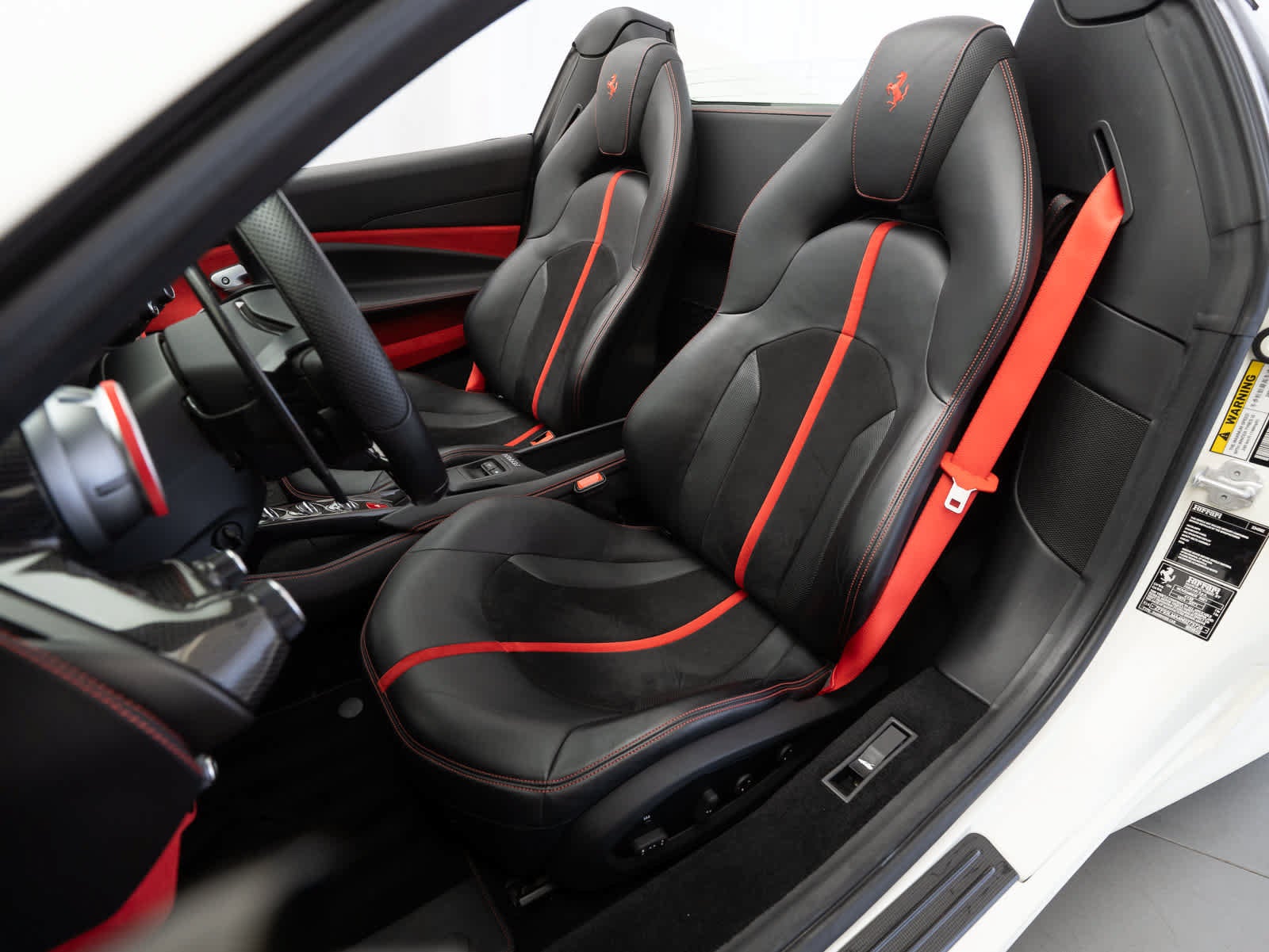2022 Ferrari F8 Base - Photo 15