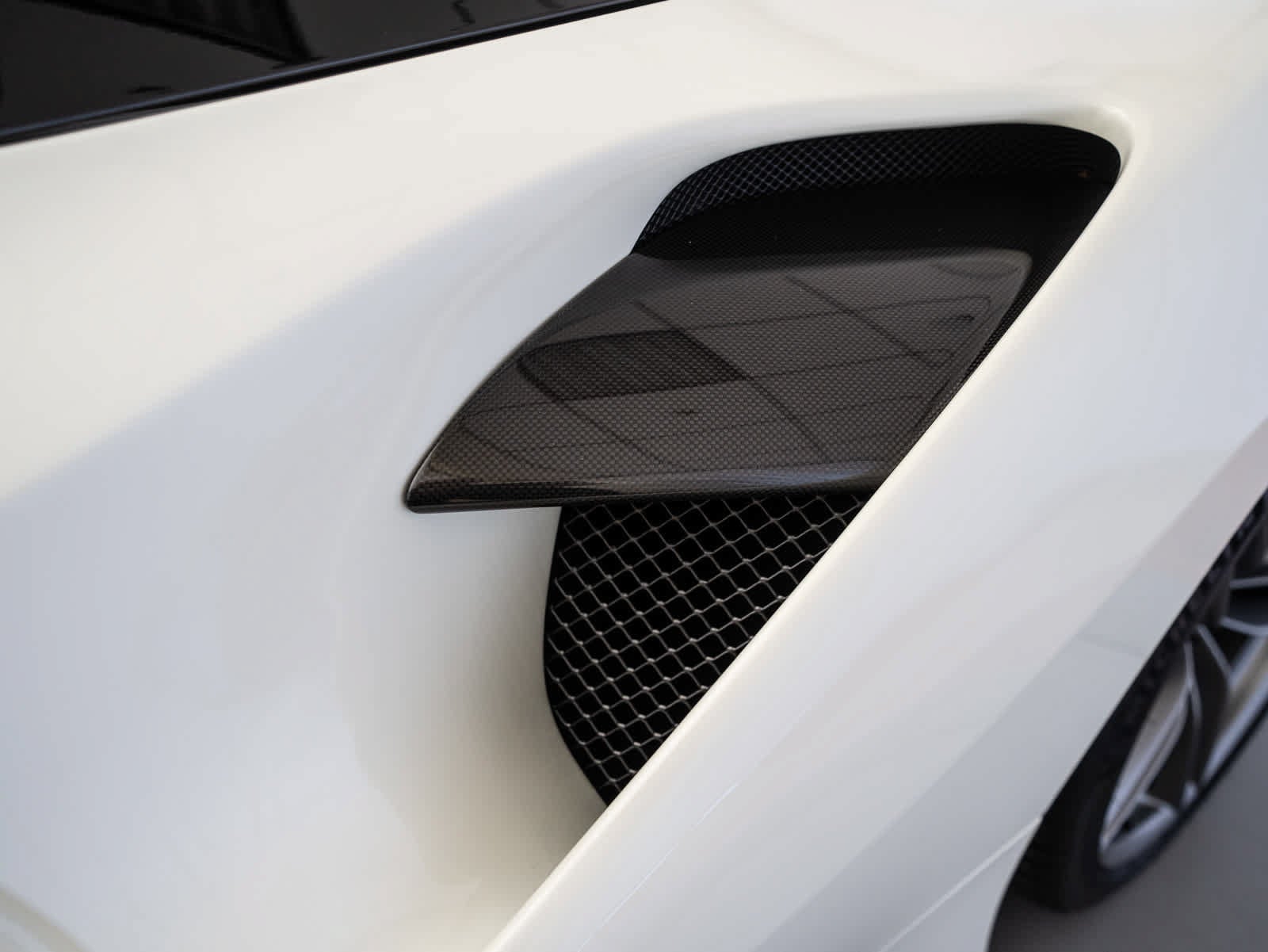 2018 Ferrari 488 GTB Base - Photo 29