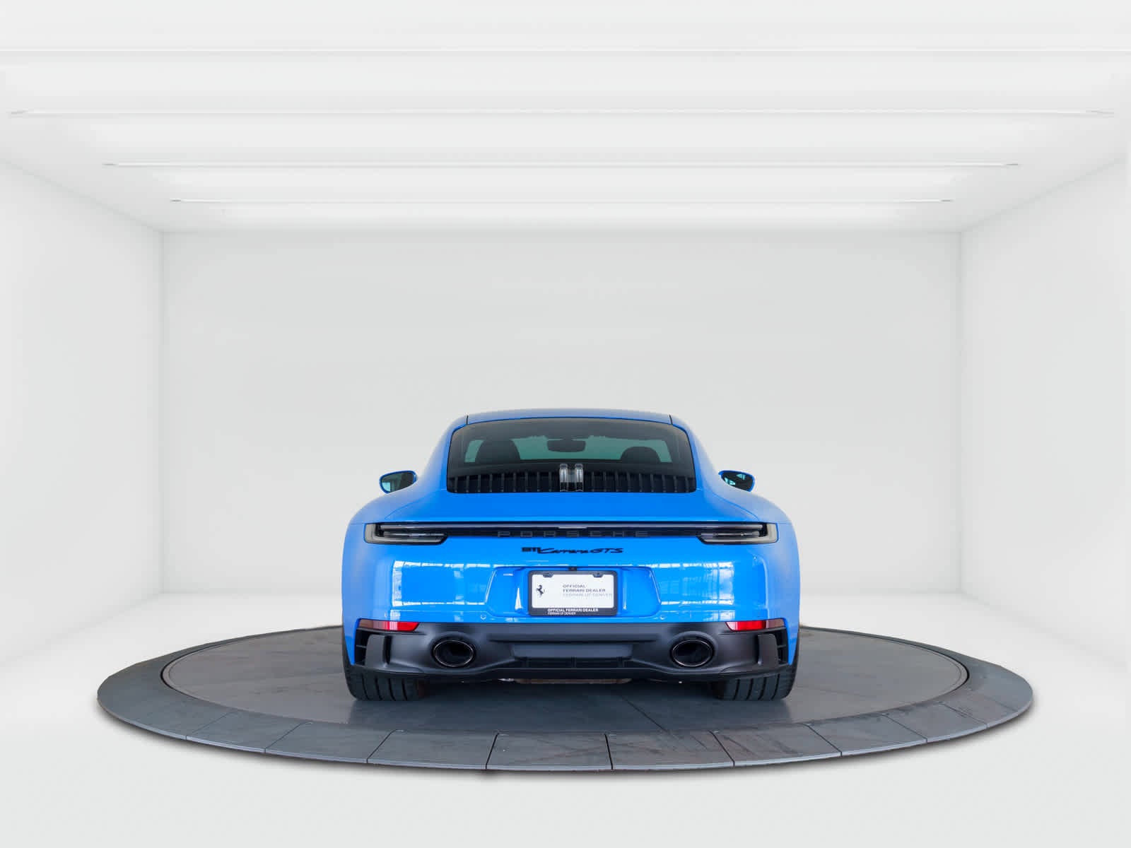 2023 Porsche 911 GTS Coupe photo 4