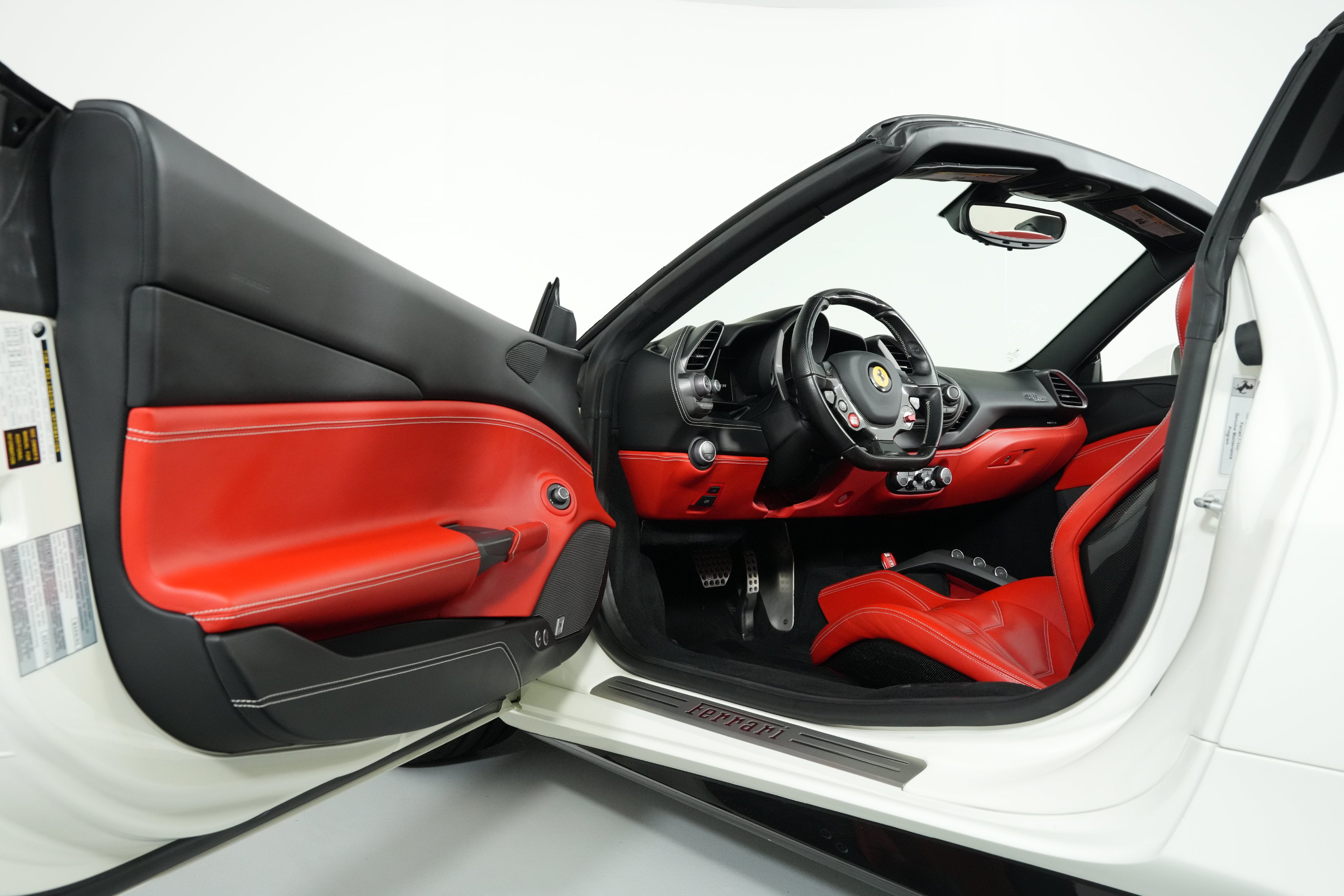 2017 Ferrari 488 GTB Base - Photo 27