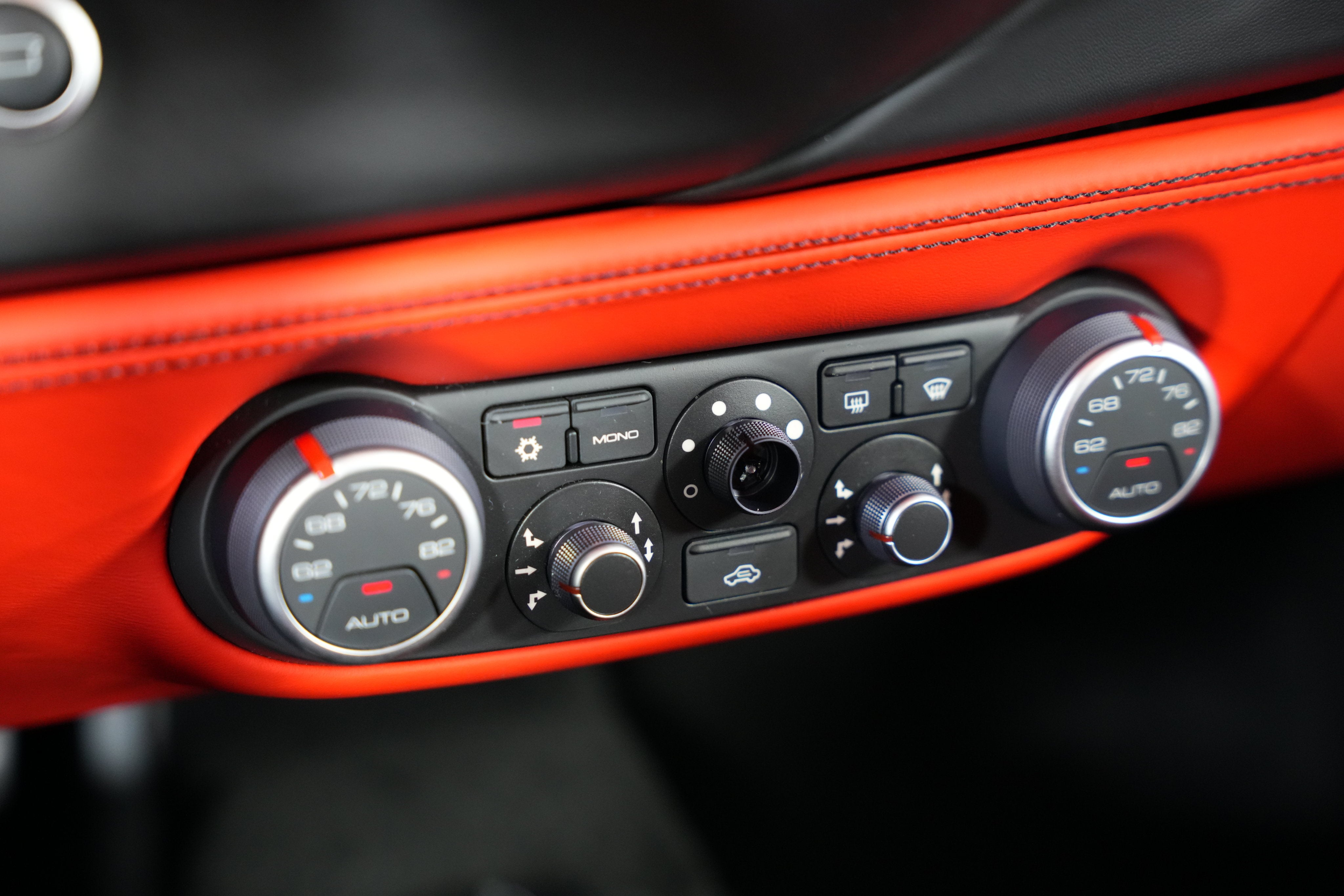 2019 Ferrari 488 GTB Base - Photo 28