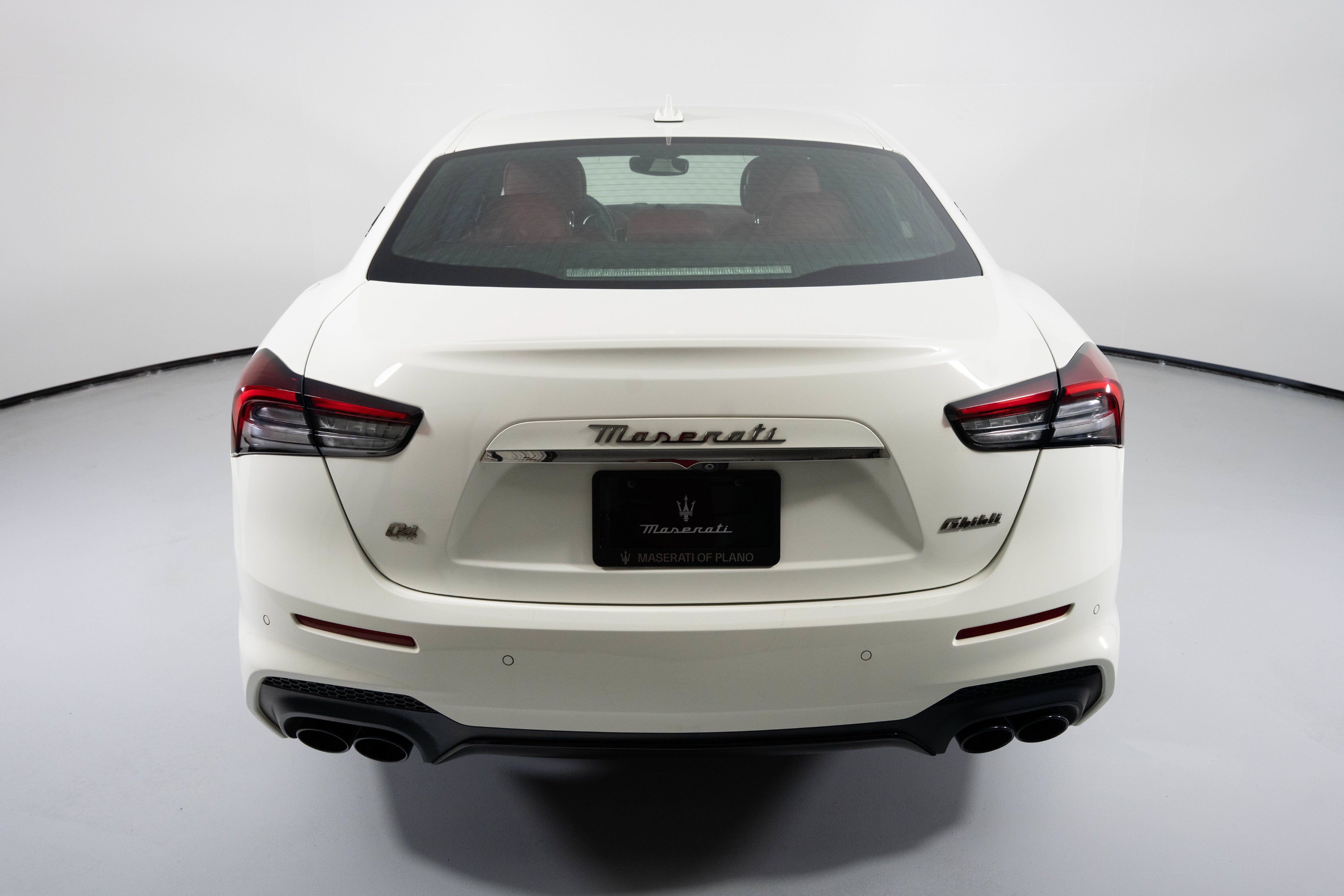 Used 2023 Bianco Maserati Modena Q4 image 10