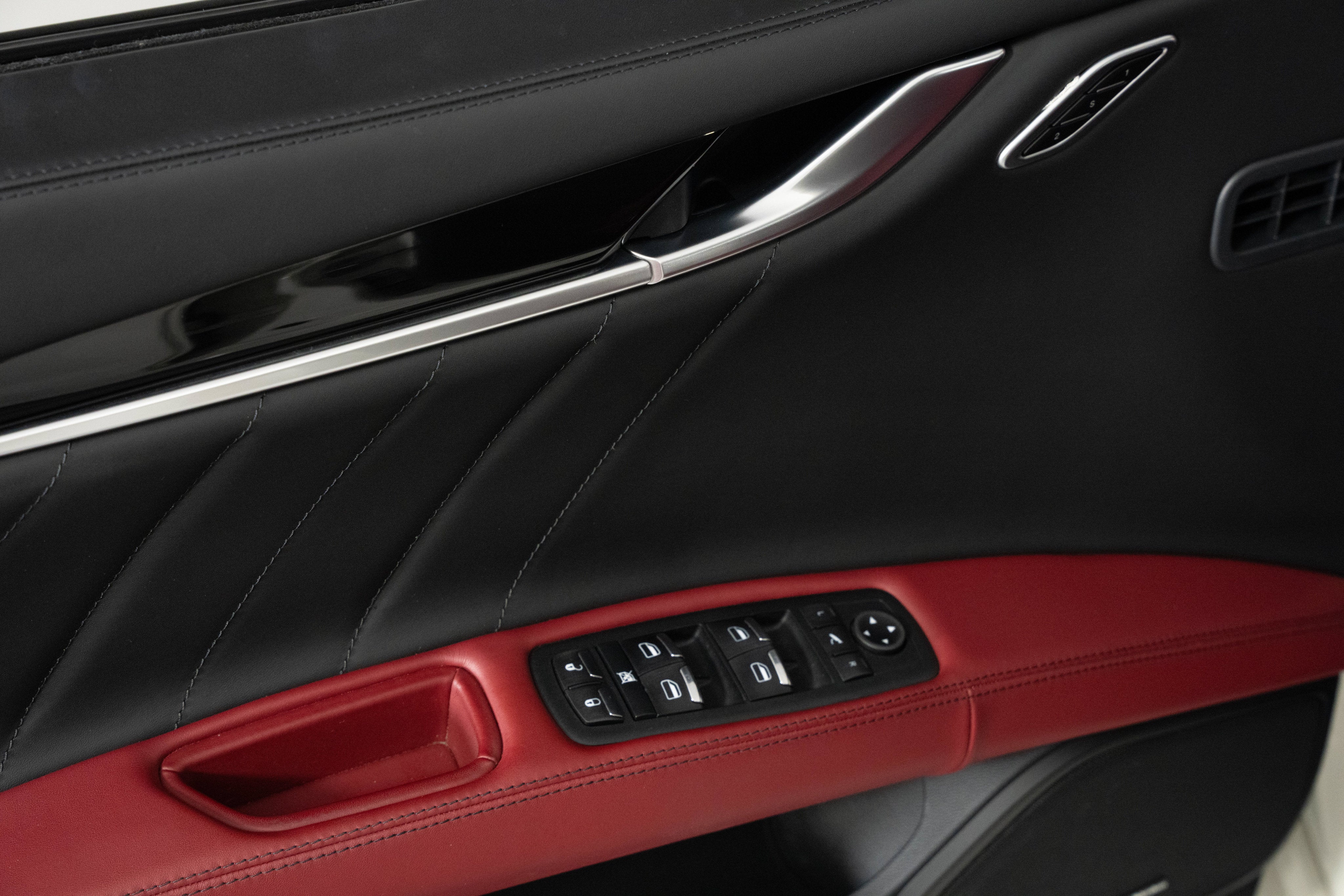 Used 2023 Bianco Maserati Modena Q4 image 18