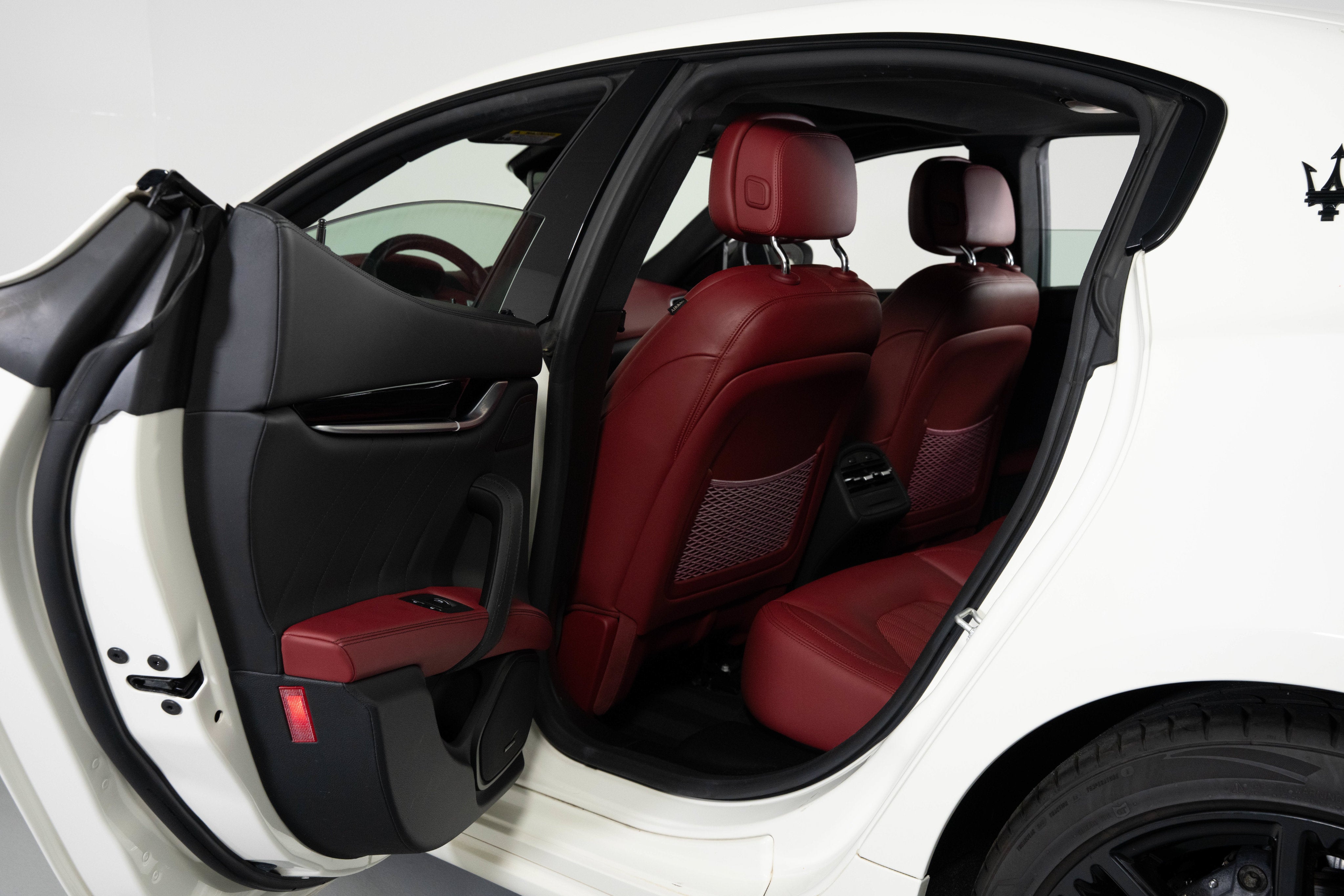 Used 2023 Bianco Maserati Modena Q4 image 26