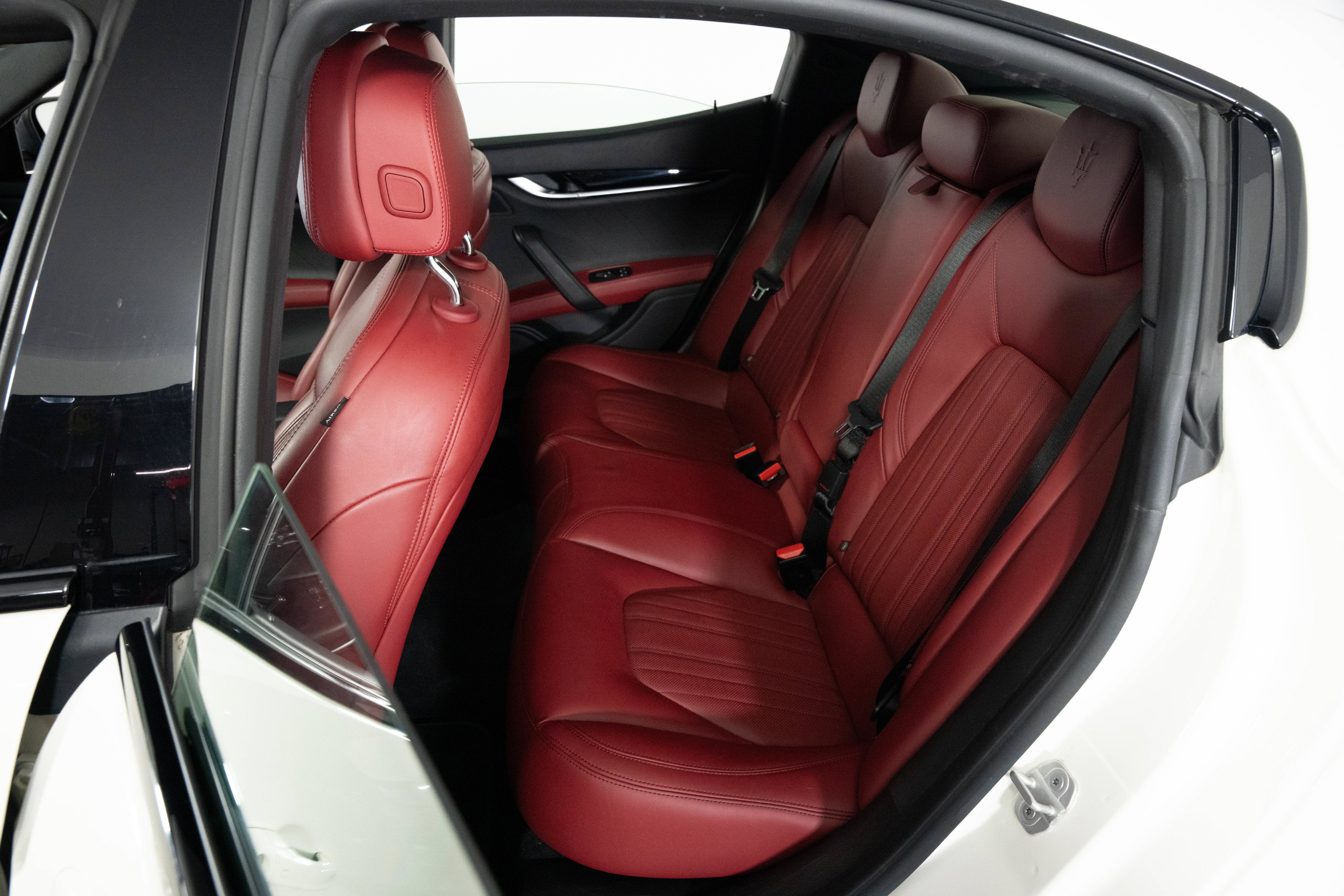 Used 2023 Bianco Maserati Modena Q4 image 43