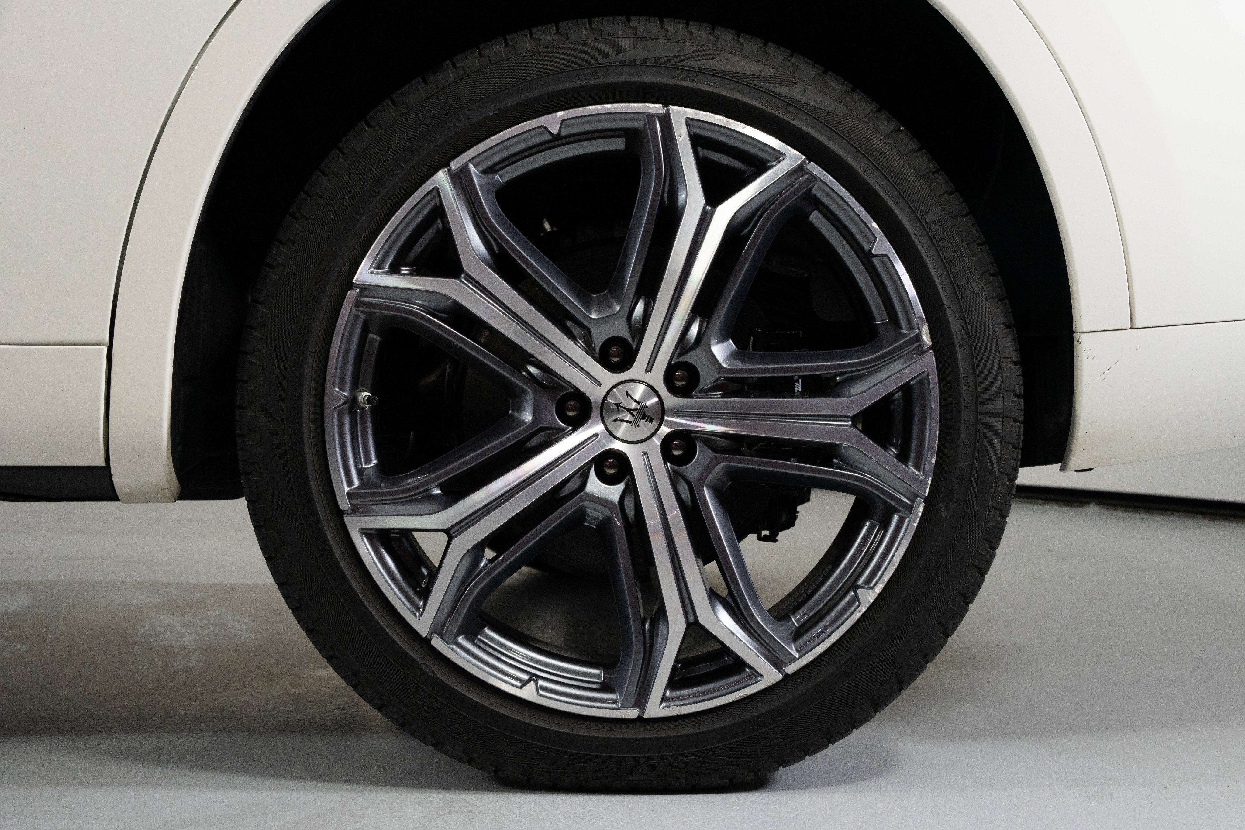 Used 2023 Bianco Maserati GT image 8
