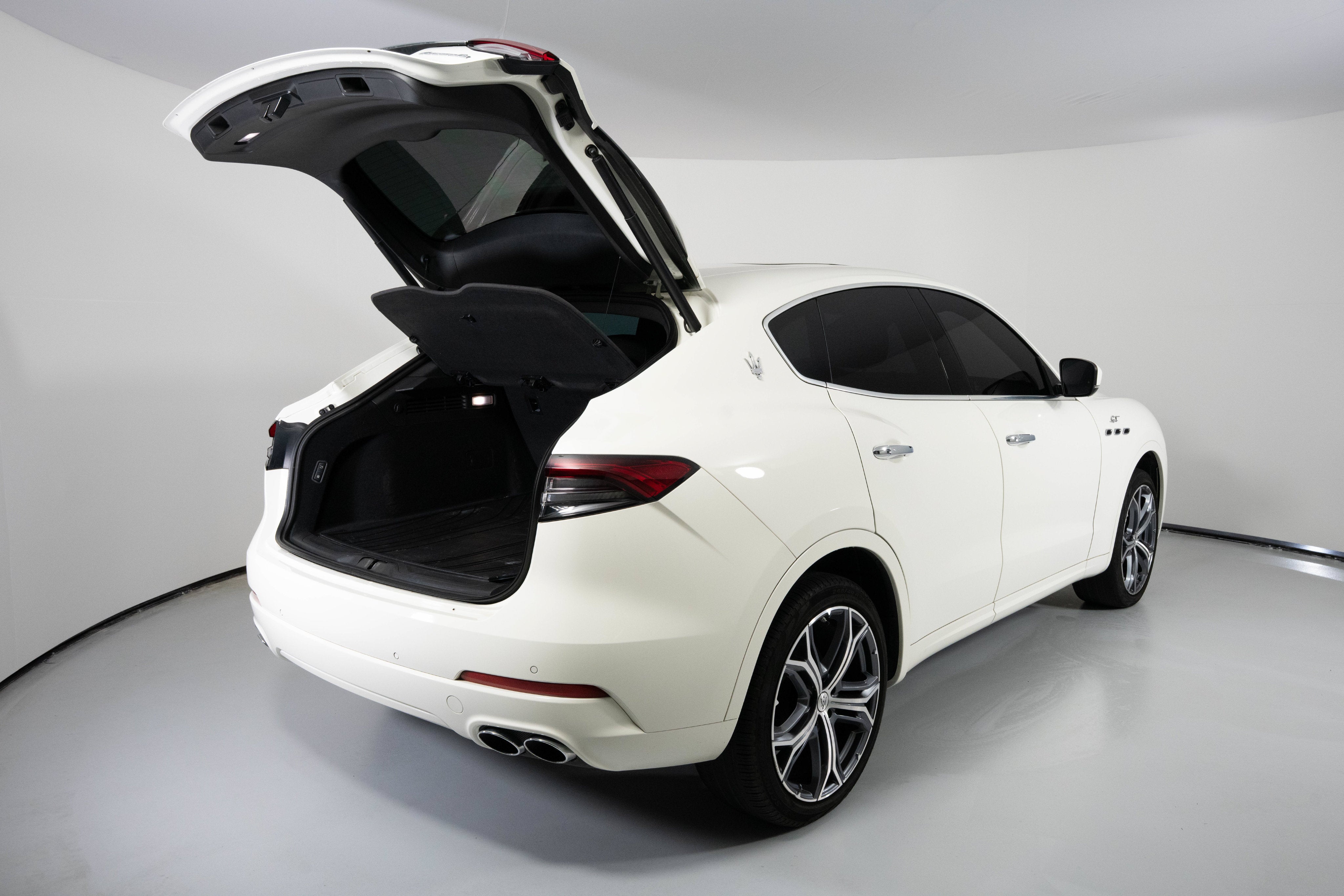 Used 2023 Bianco Maserati GT image 11