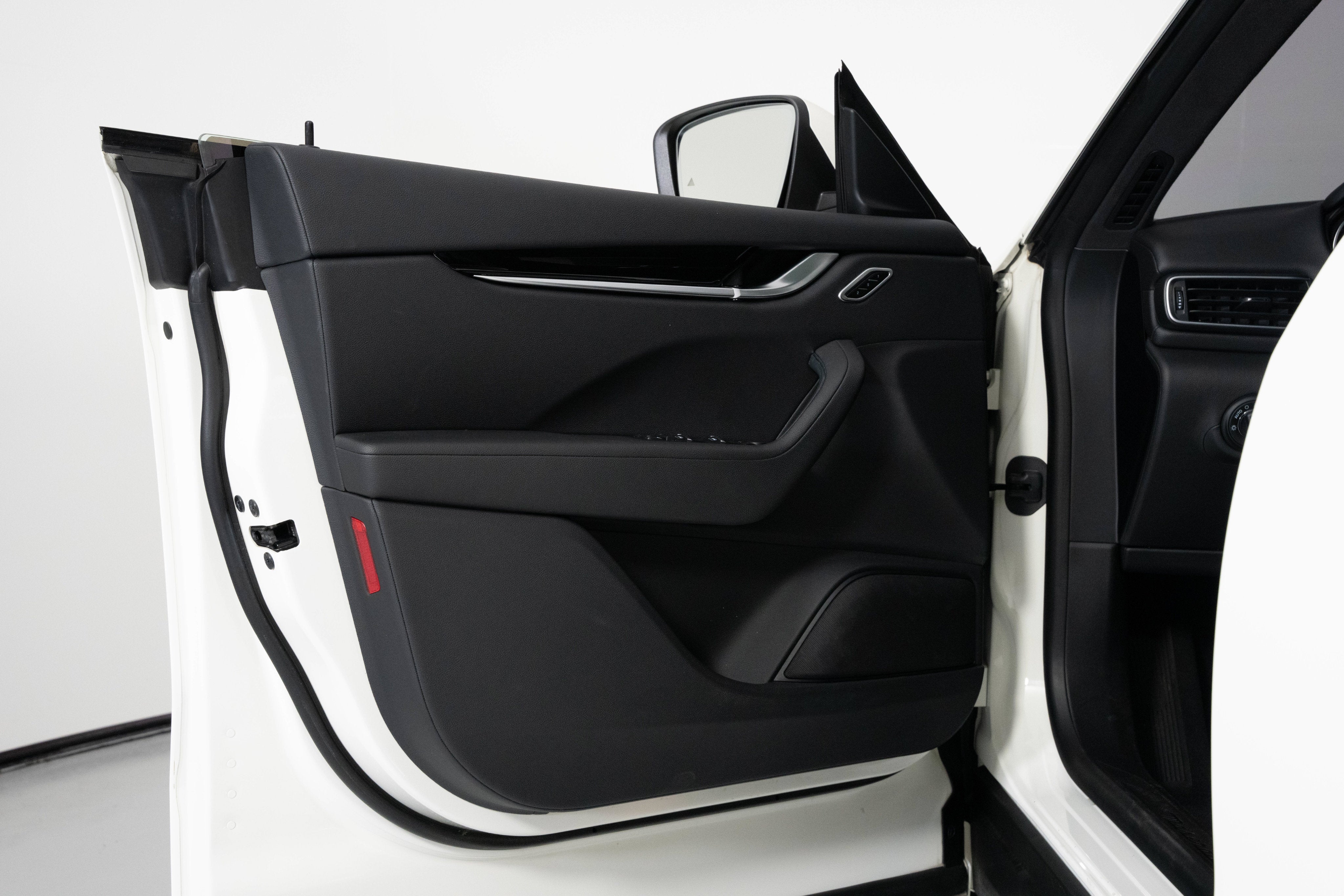 Used 2023 Bianco Maserati GT image 16