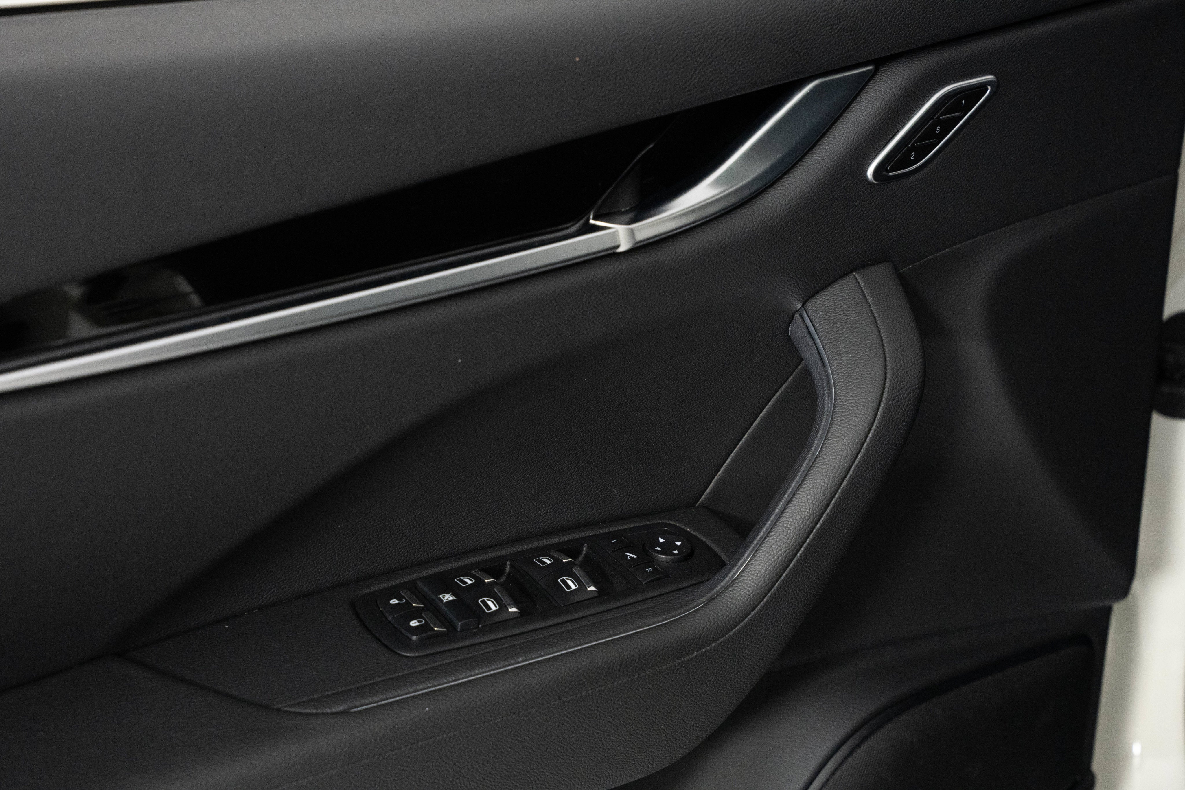 Used 2023 Bianco Maserati GT image 17