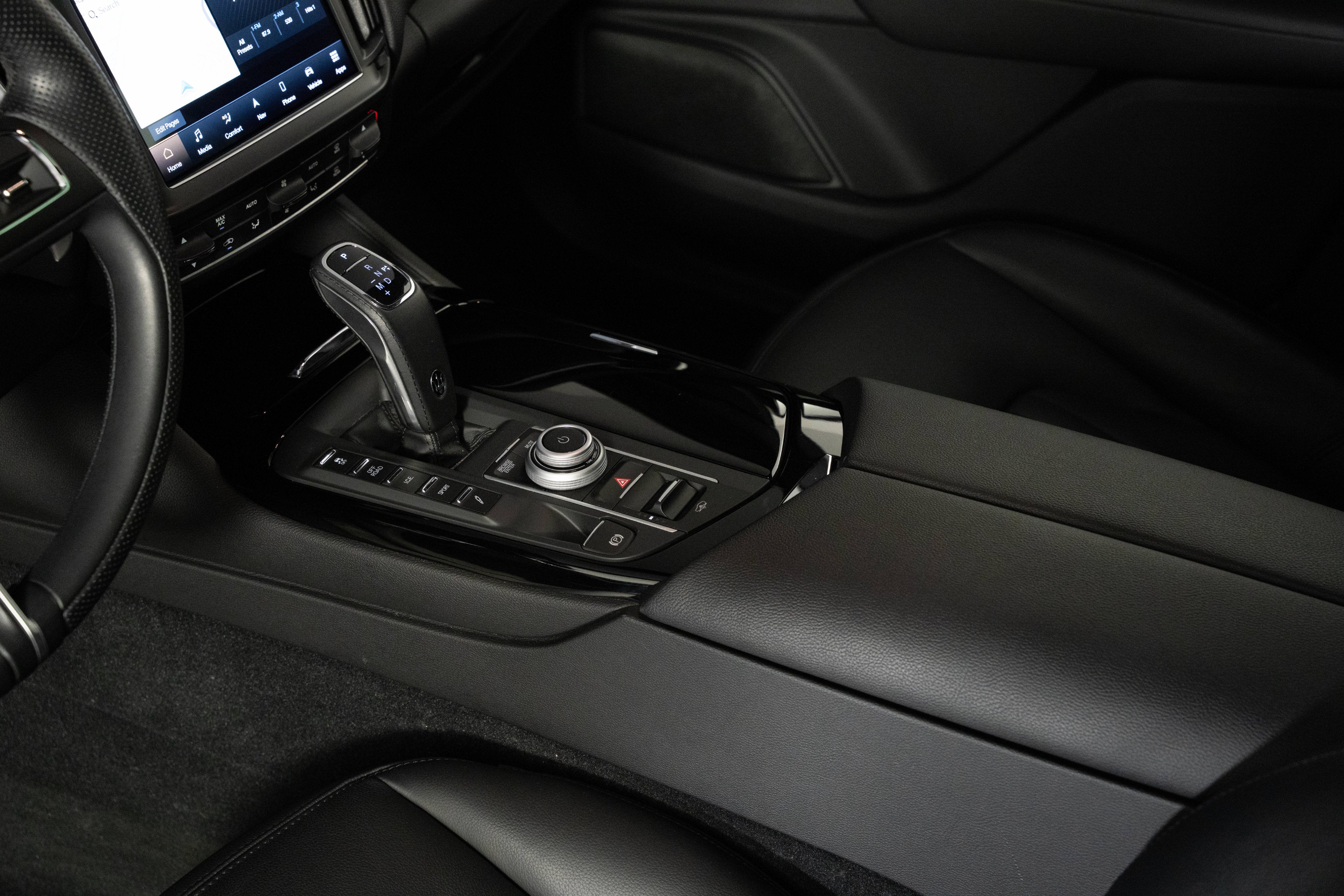 Used 2023 Bianco Maserati GT image 24