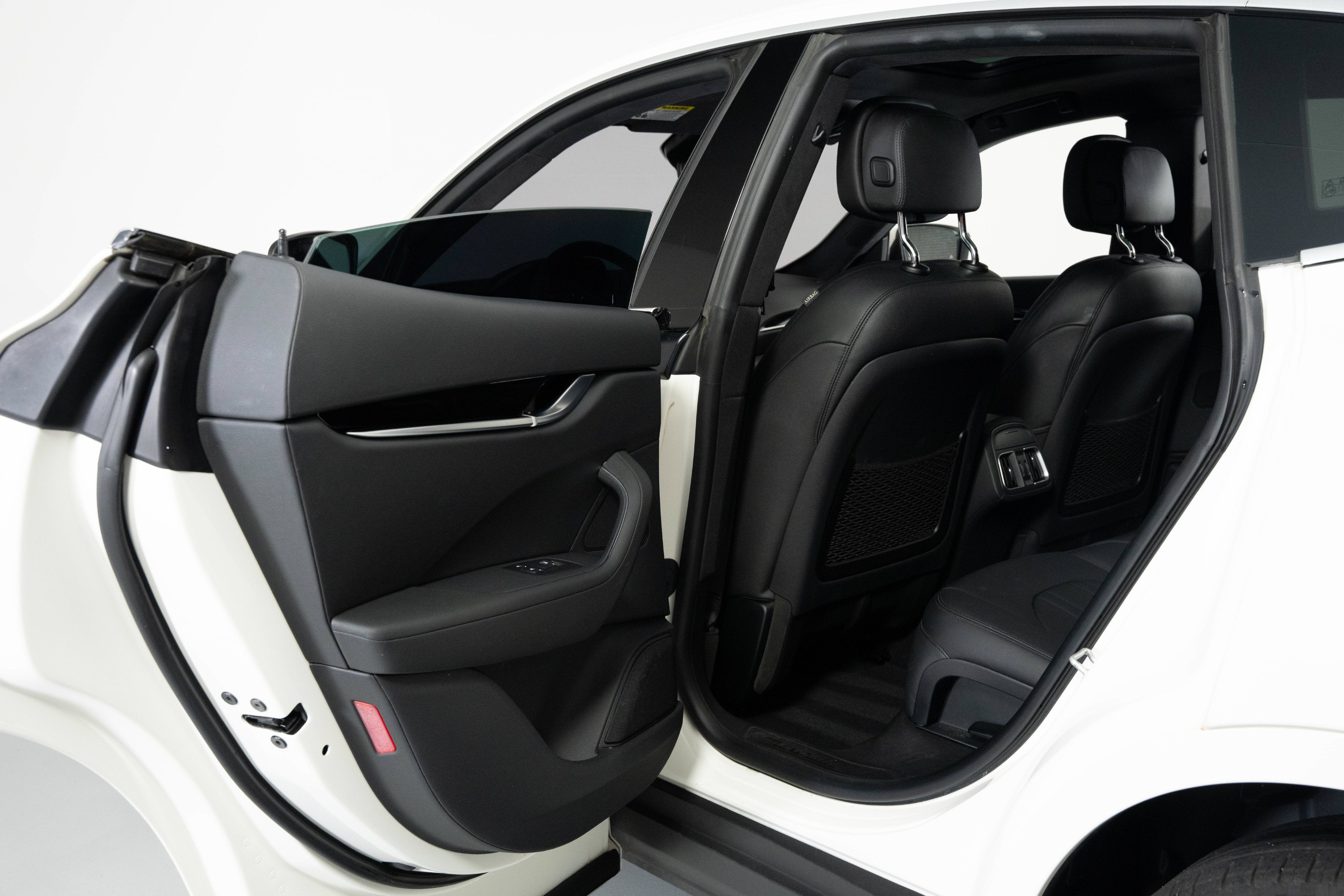 Used 2023 Bianco Maserati GT image 25