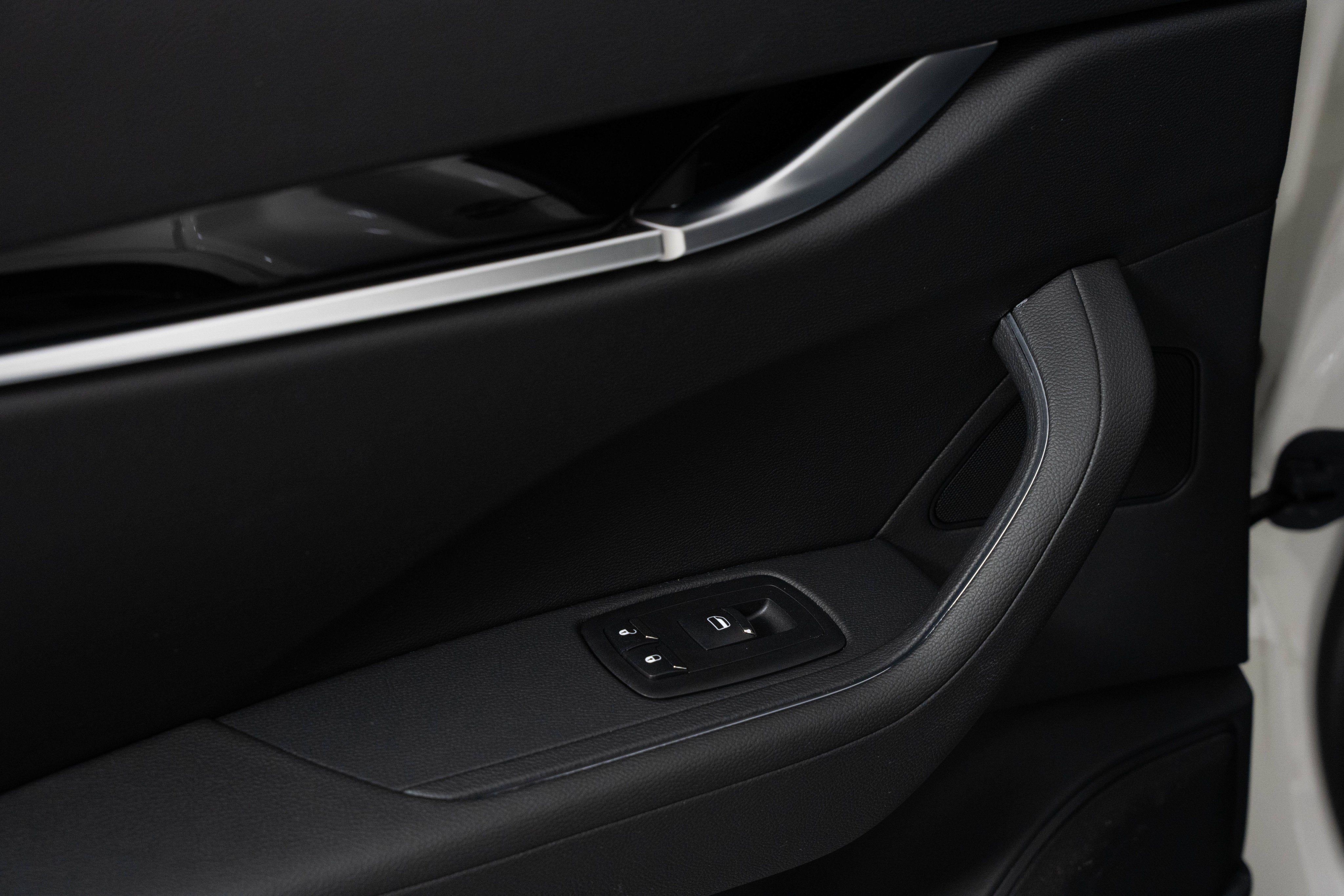 Used 2023 Bianco Maserati GT image 27