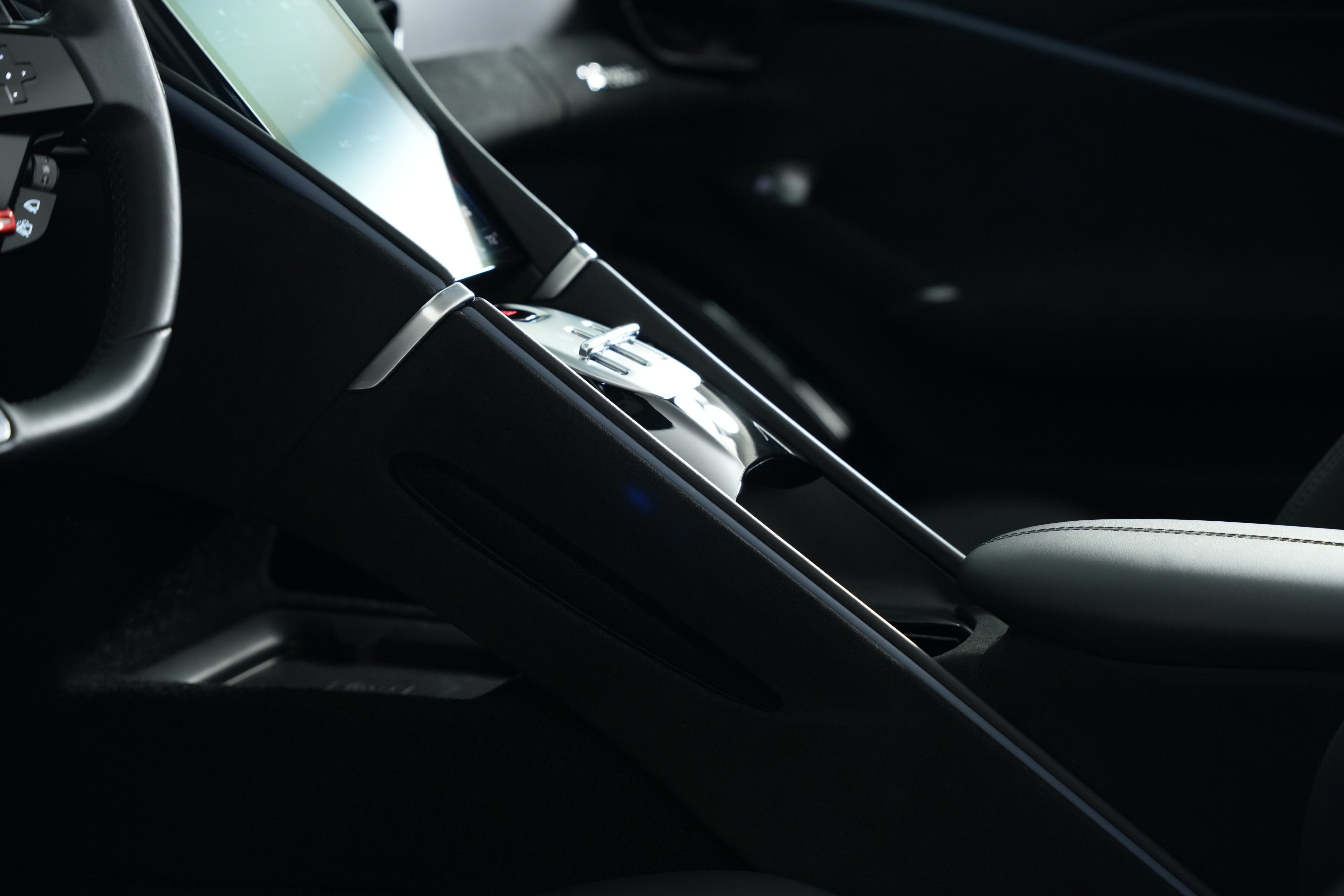 Used 2024 Blu Roma Ferrari Spider image 49