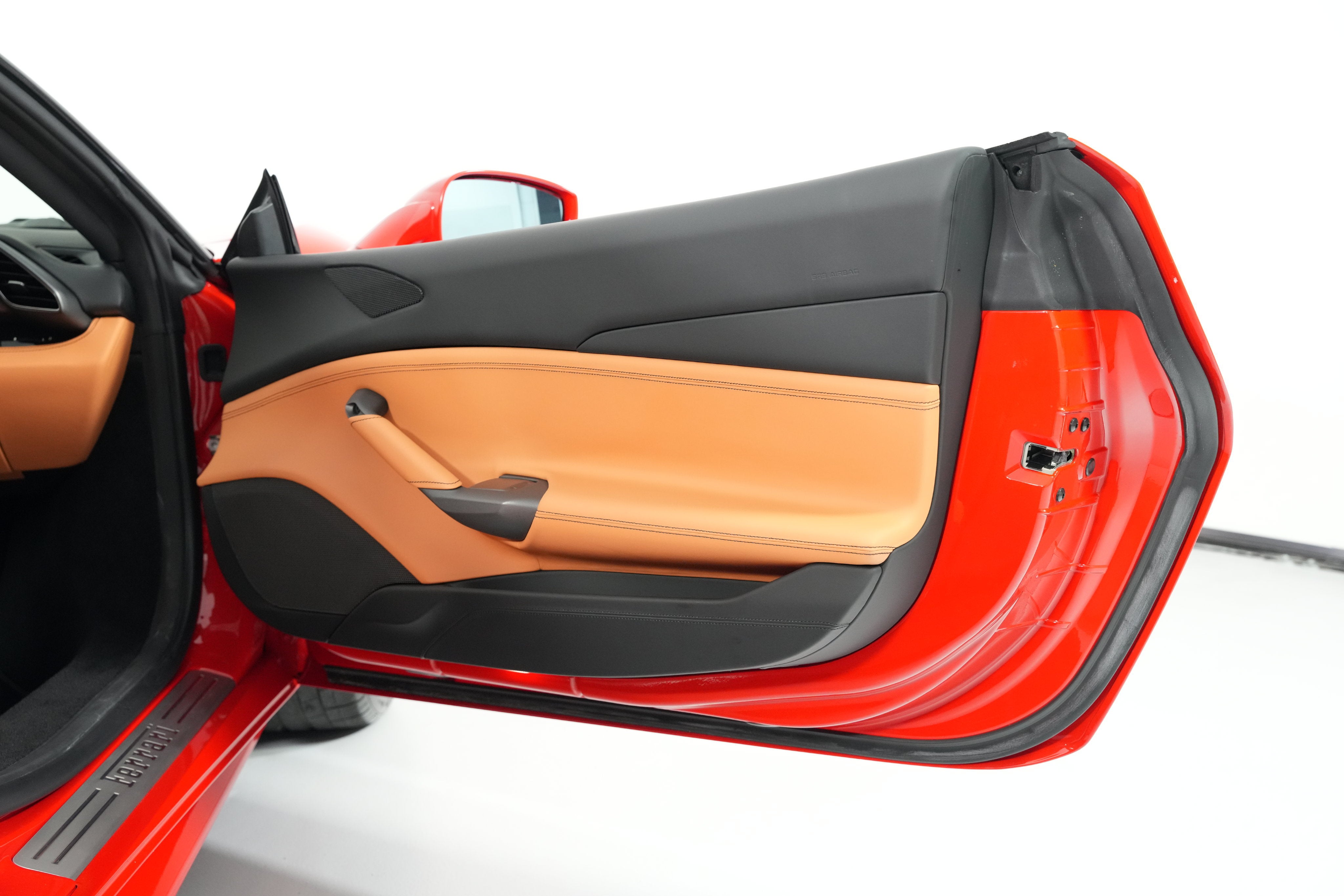 Used 2016 Rosso Corsa Ferrari  image 31