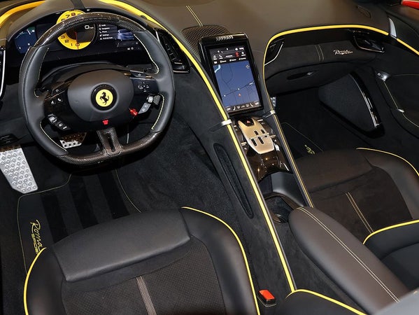Ferrari Roma Spider