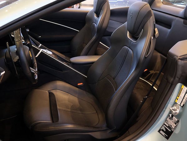 Ferrari Roma Spider