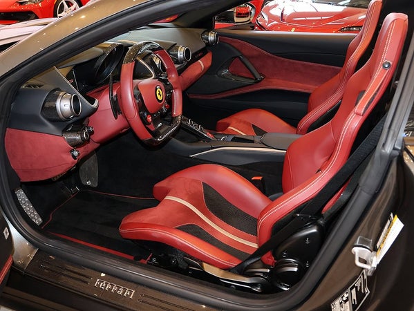 Ferrari 812 GTS