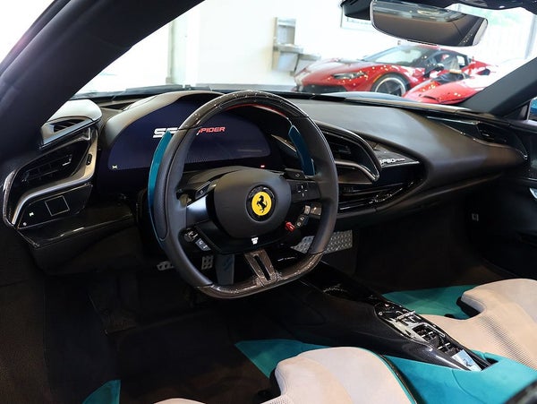 Ferrari SF90 Spider