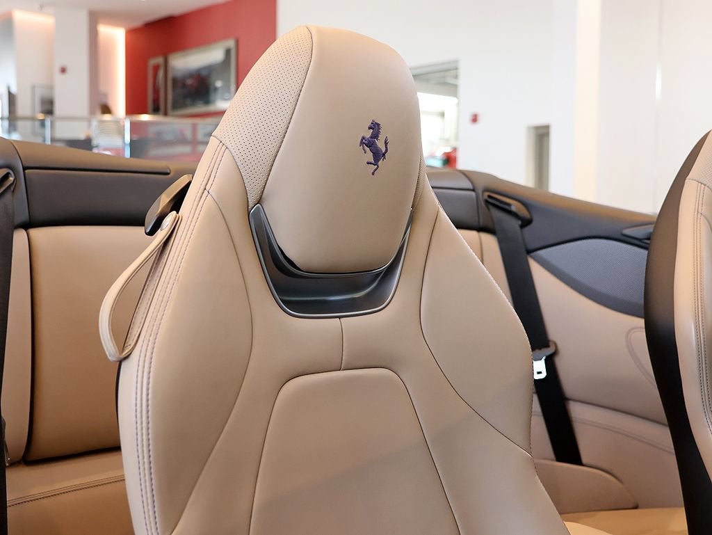 2019 Ferrari Portofino Base - Photo 32