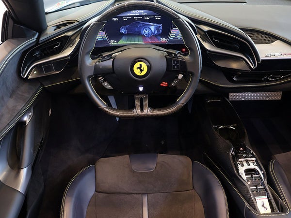 Ferrari SF90 Spider