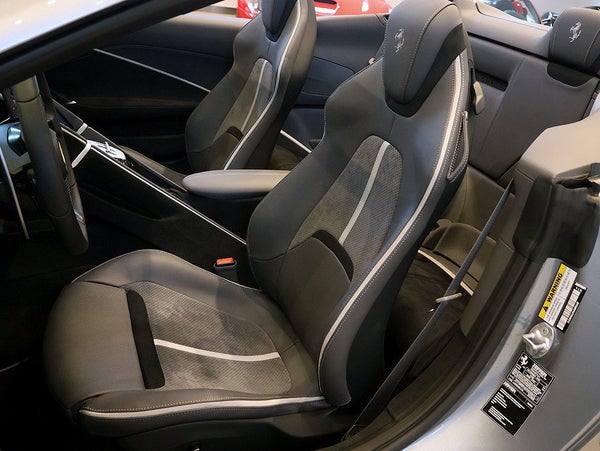 Ferrari Roma Spider