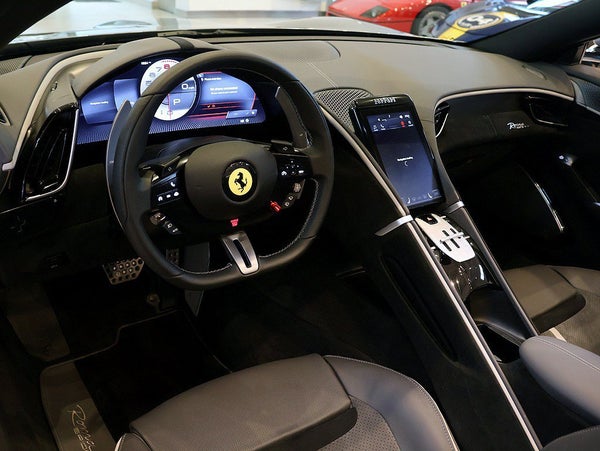 Ferrari Roma Spider