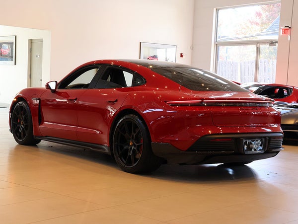 GTS AWD