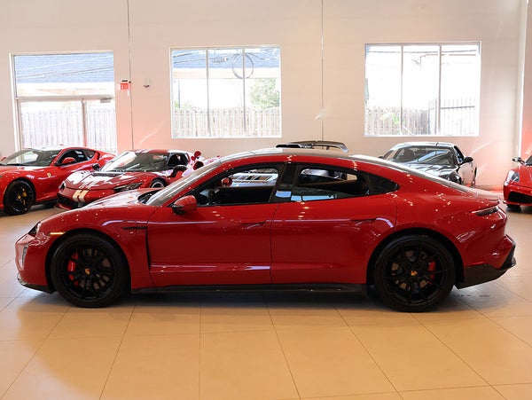 GTS AWD