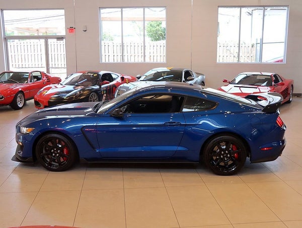 Shelby GT350R Fastback