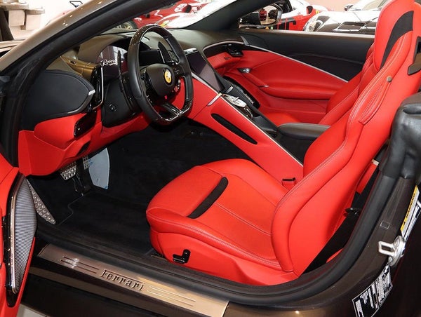 Ferrari Roma Spider