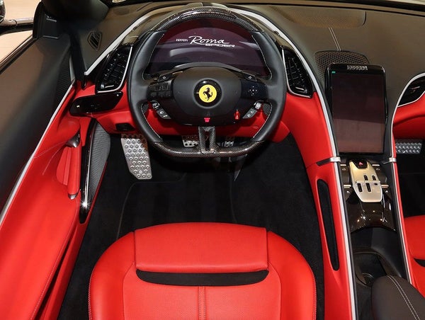 Ferrari Roma Spider
