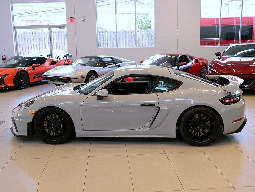 GT4 Coupe