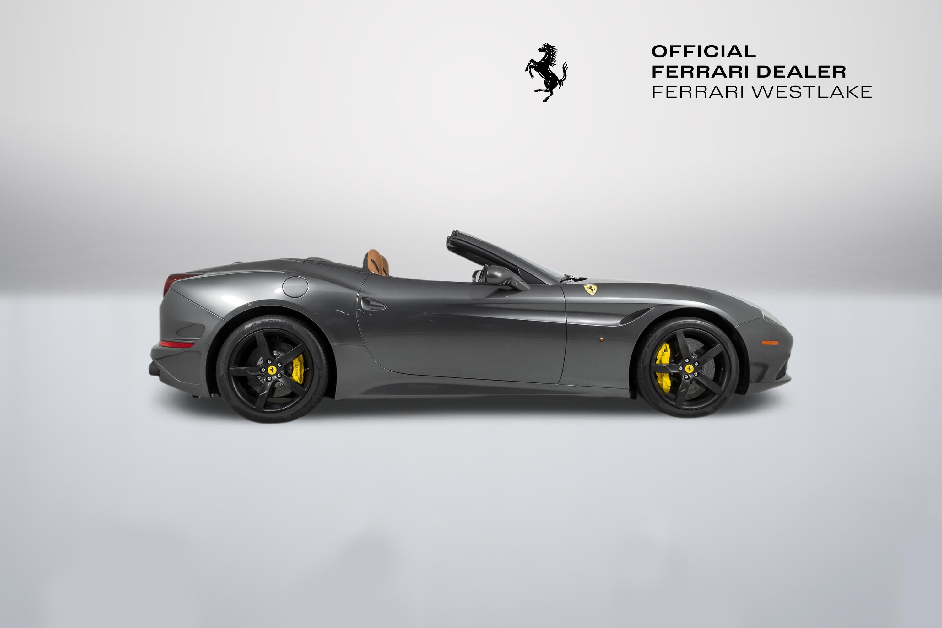 2016 Ferrari California T Base - Photo 10