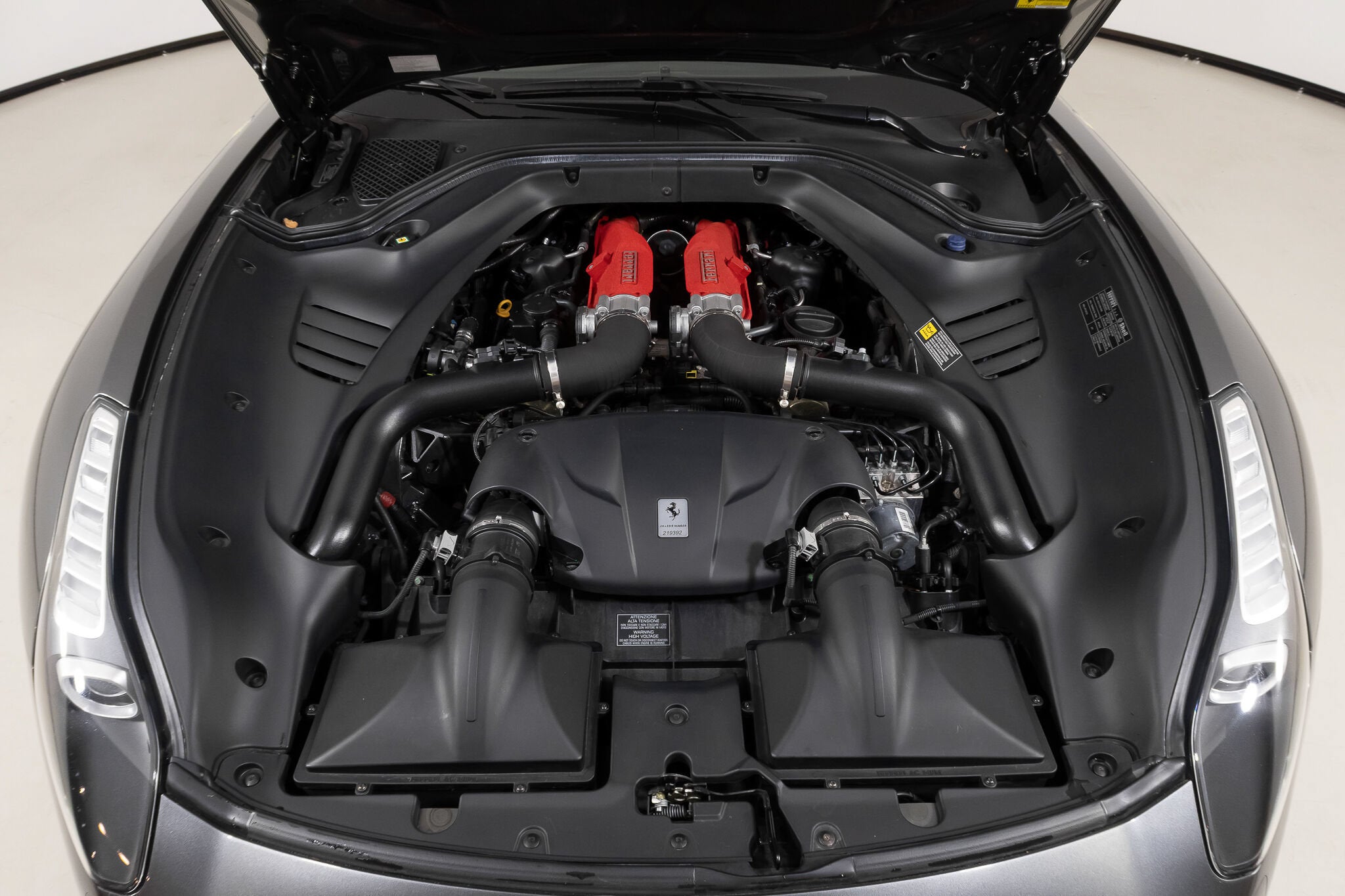 2016 Ferrari California T Base - Photo 23