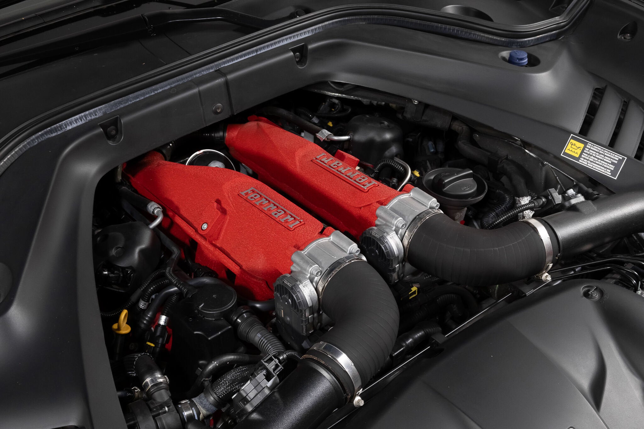 2016 Ferrari California T Base - Photo 24