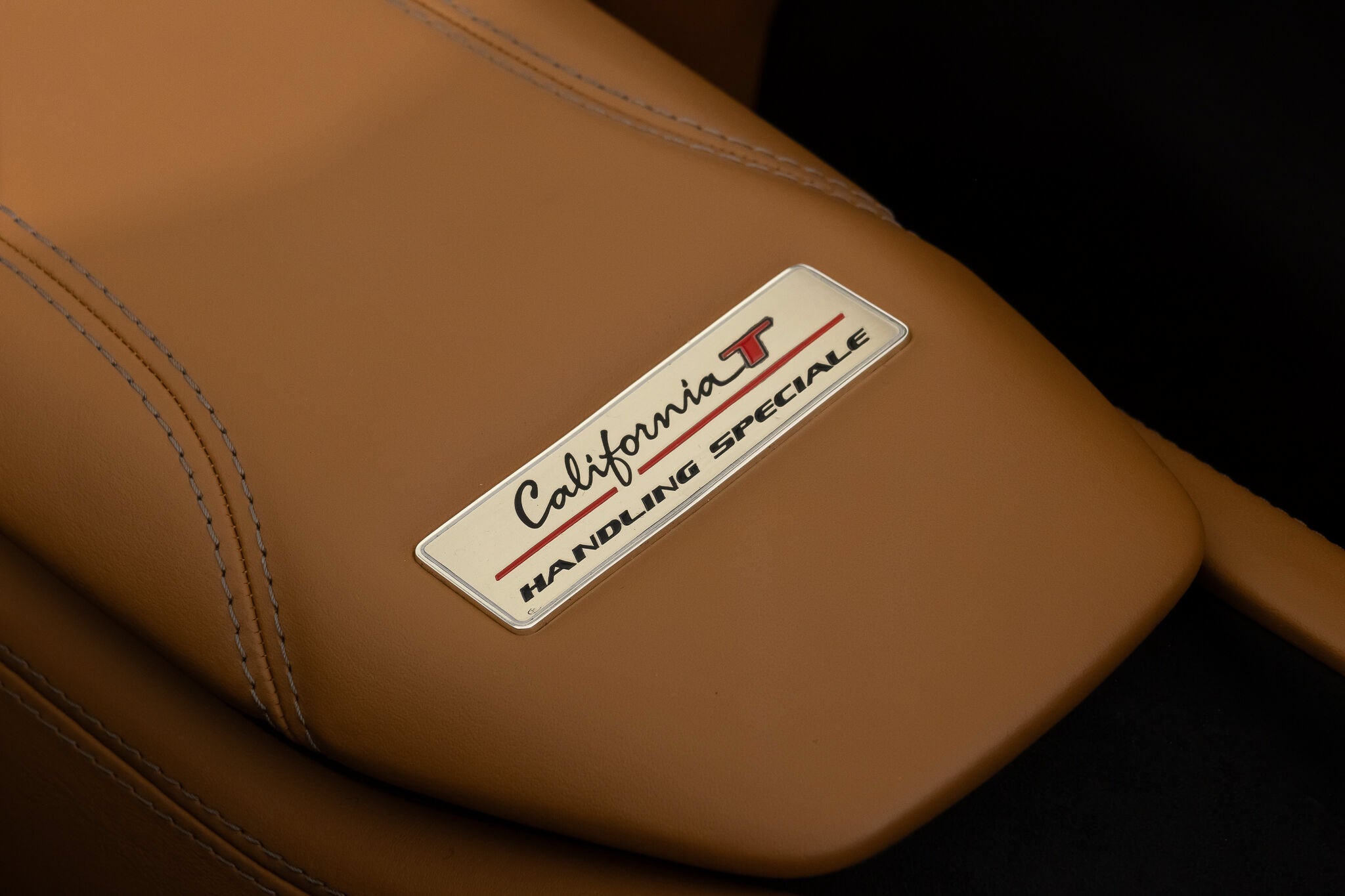 2016 Ferrari California T Base - Photo 42