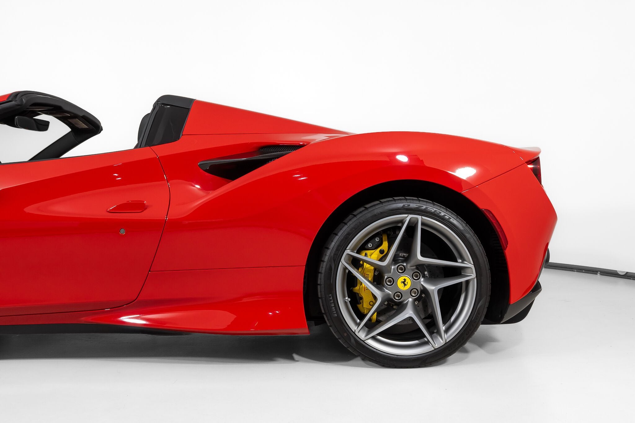 2022 Ferrari F8 Base - Photo 17