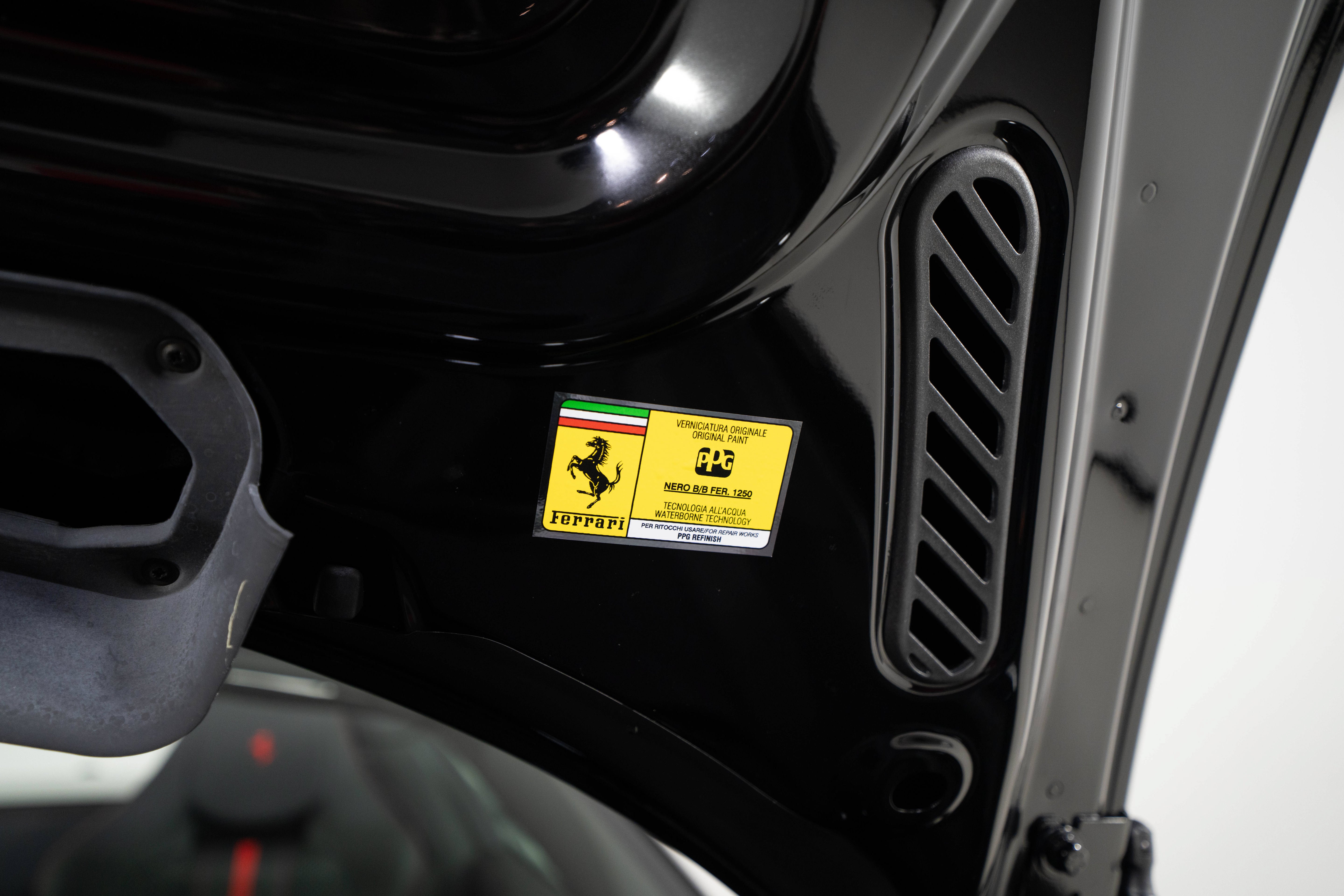 2023 Ferrari F8 Base - Photo 23