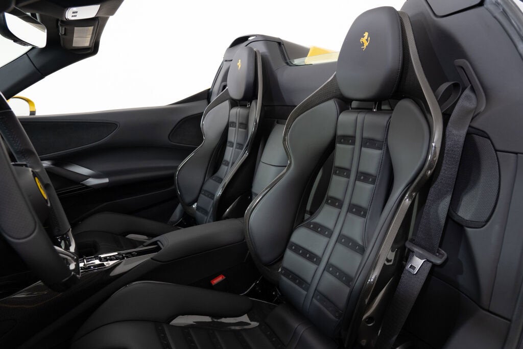 2022 Ferrari SF90 Base - Photo 7